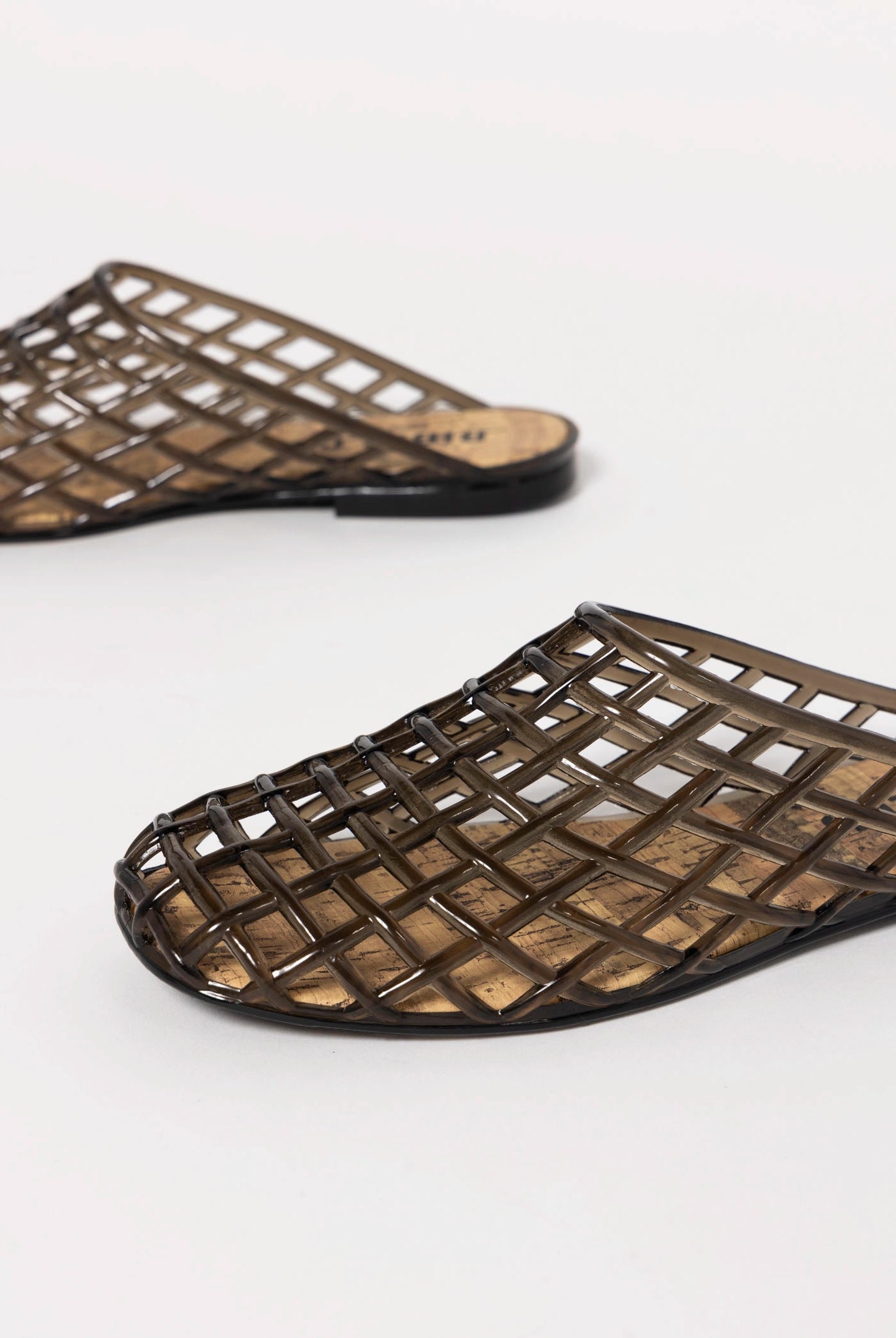 swatch_Black bibi lou jelly slide