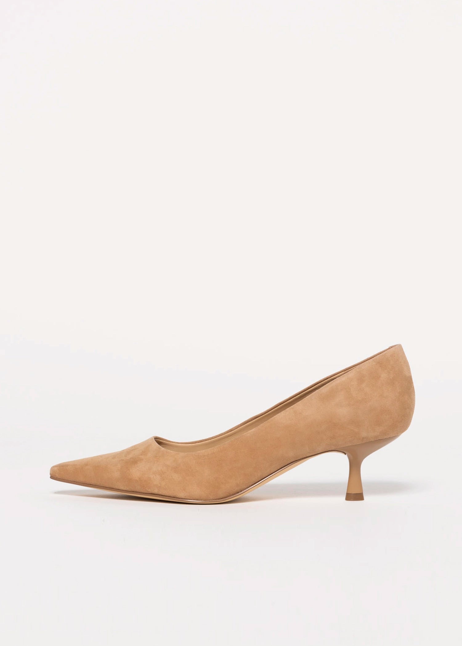swatch_Natural Suede marc fisher calynna pump