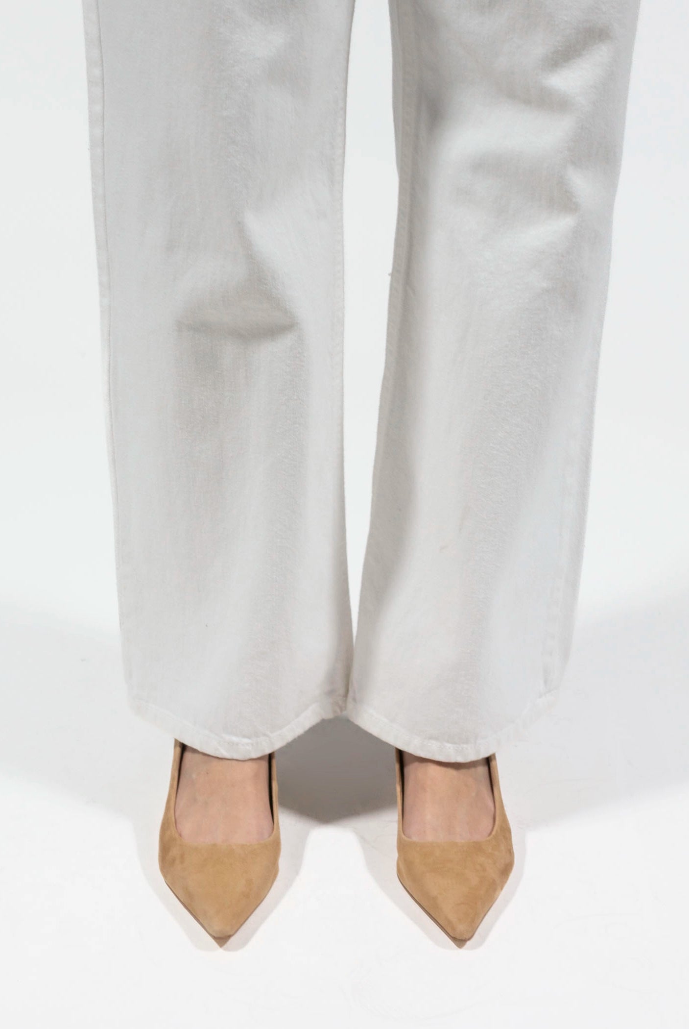 swatch_Natural Suede marc fisher calynna pump