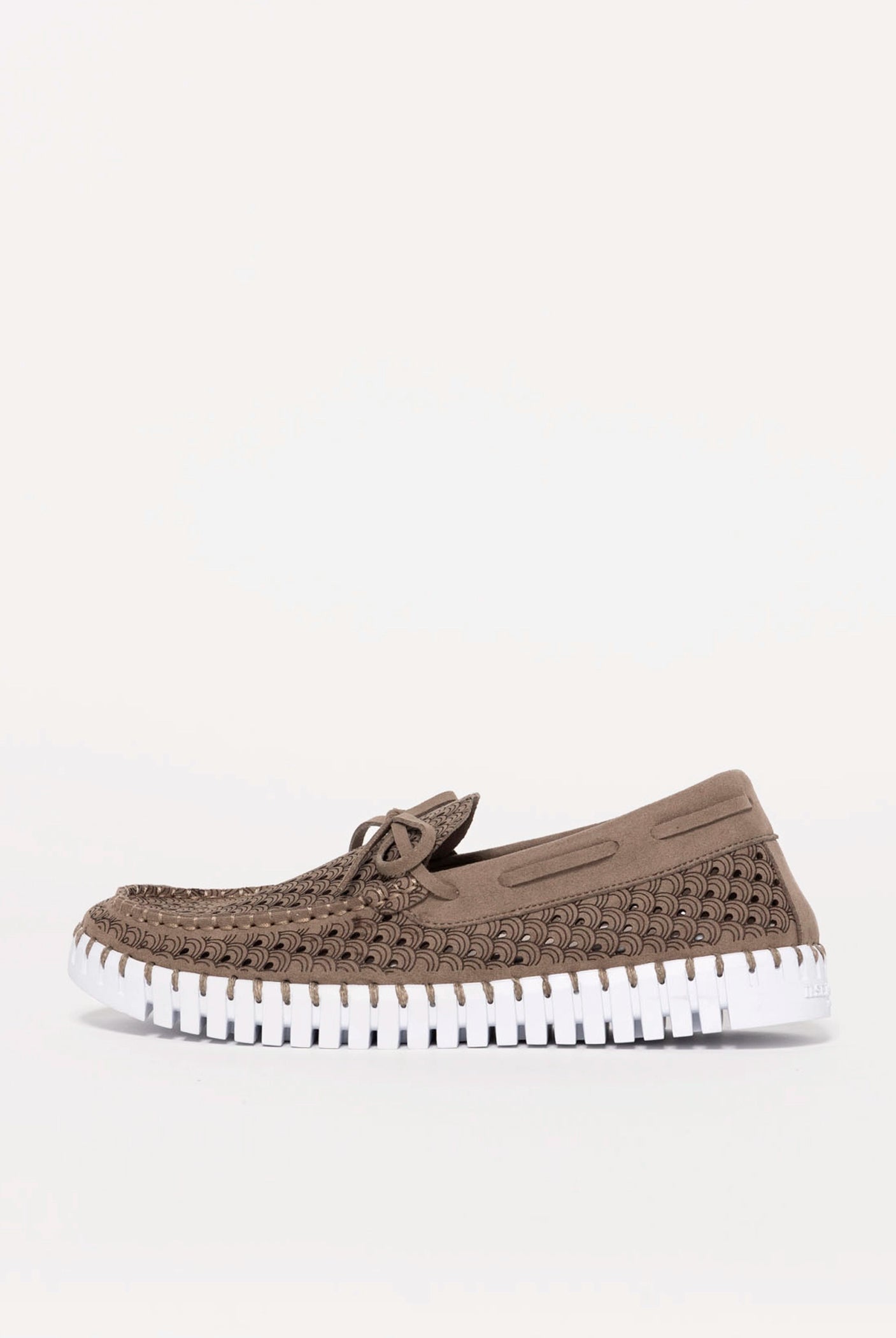swatch_Falcon ilse jacobsen tulip boat shoe