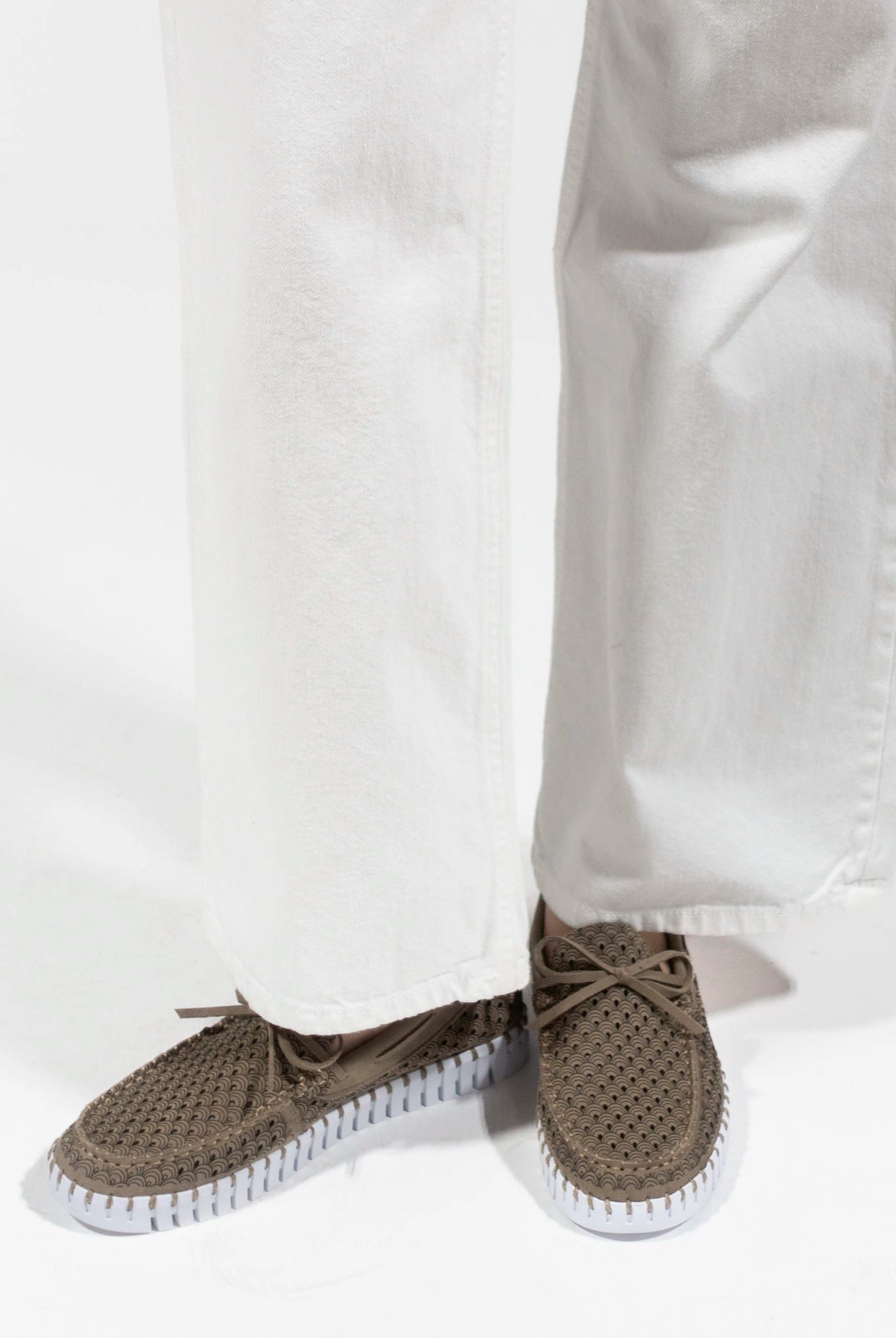 swatch_Falcon ilse jacobsen tulip boat shoe