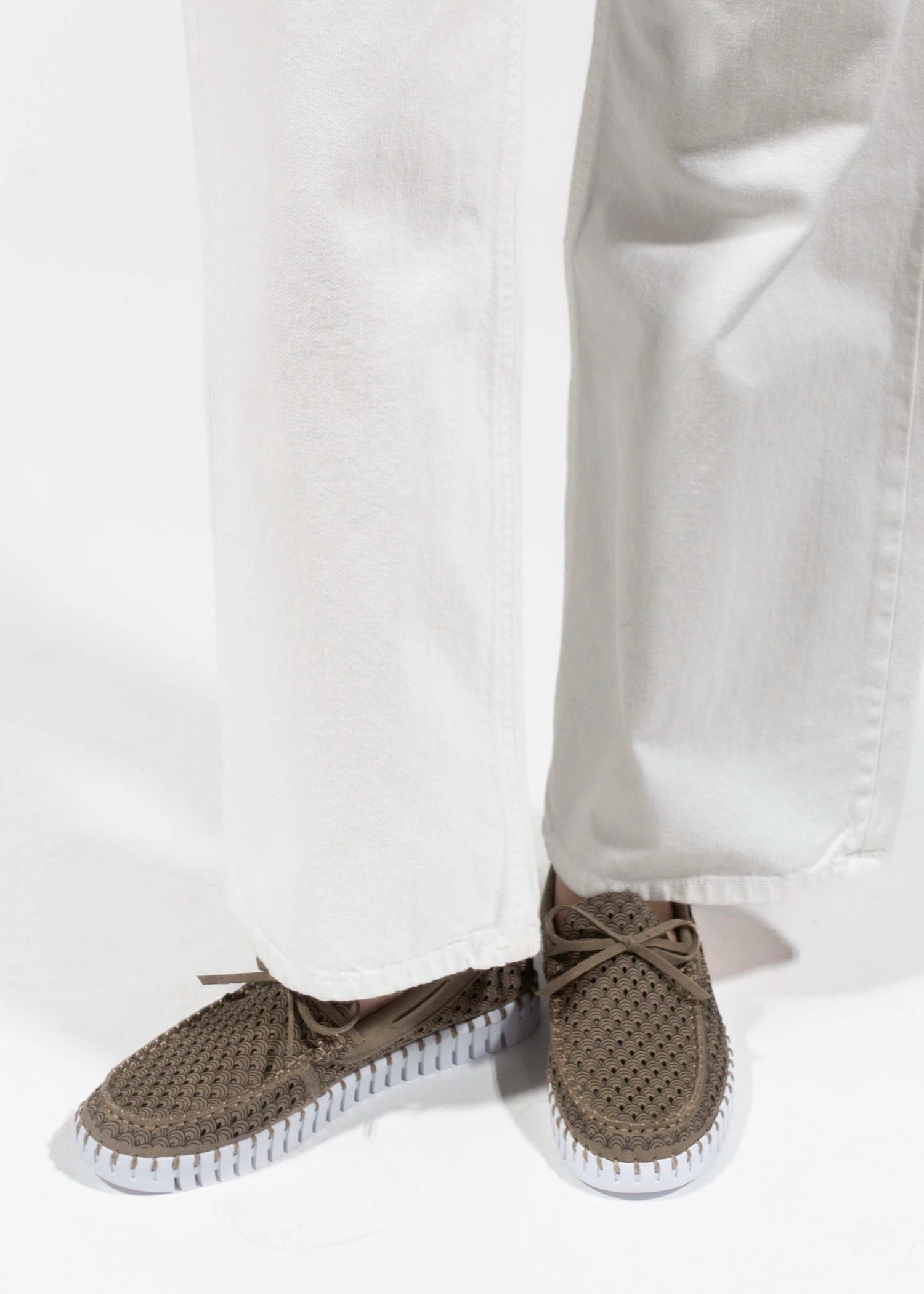swatch_Falcon ilse jacobsen tulip boat shoe