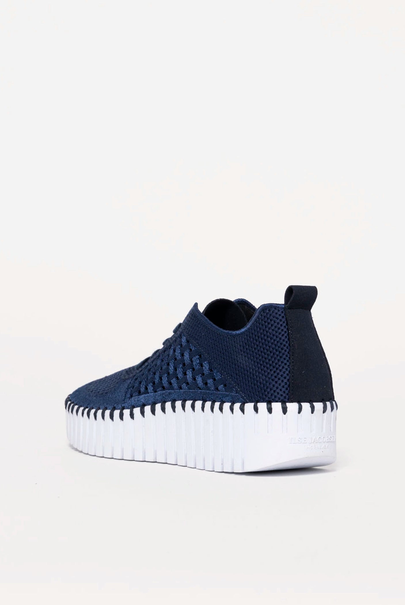 swatch_Indigo ilse jacobsen tulip embroidery sneaker