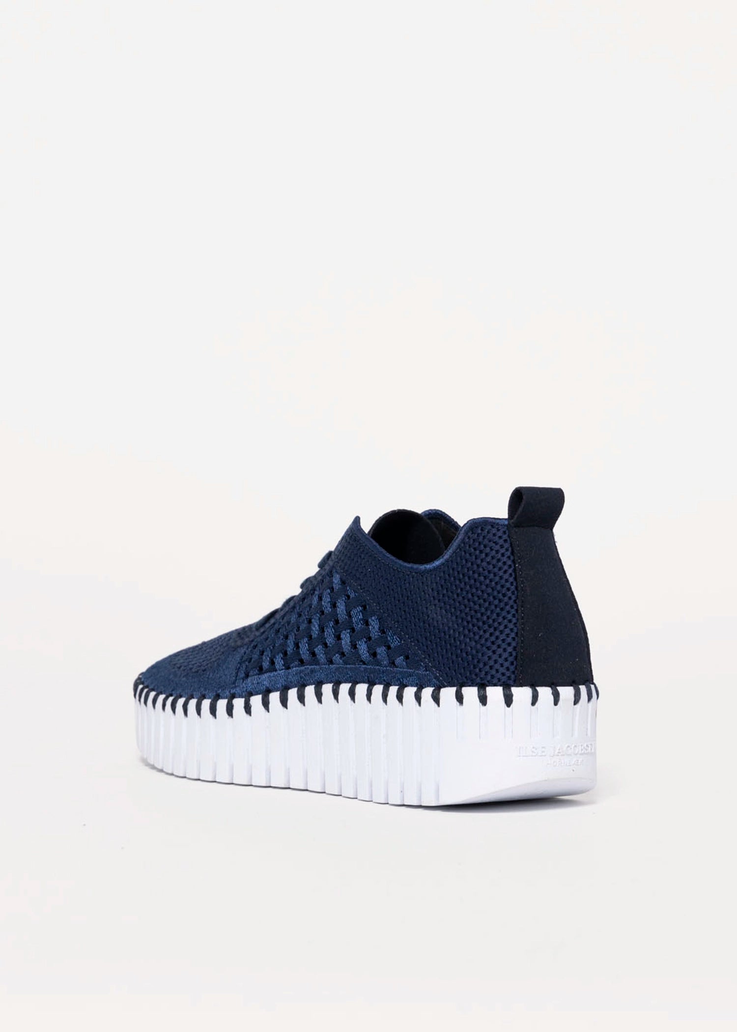swatch_Indigo ilse jacobsen tulip embroidery sneaker