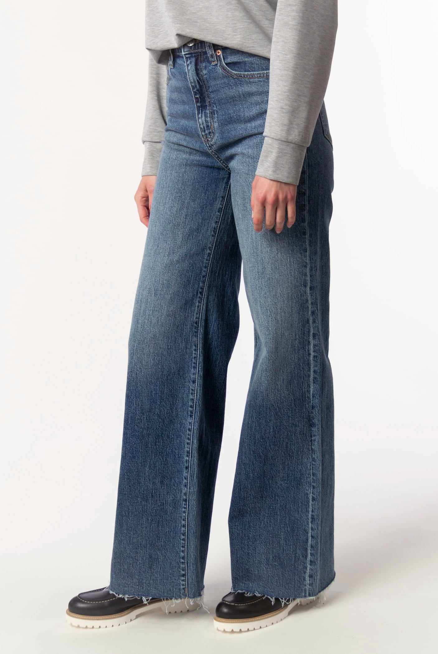 swatch_Medium Denim daze far out wide leg jean
