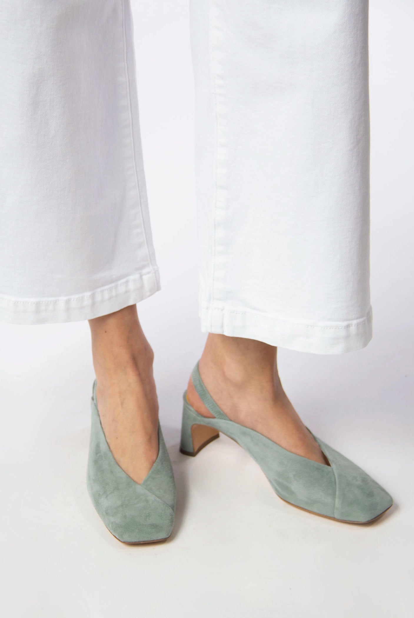 swatch_Sage Suede mara bini zaira slingback pump