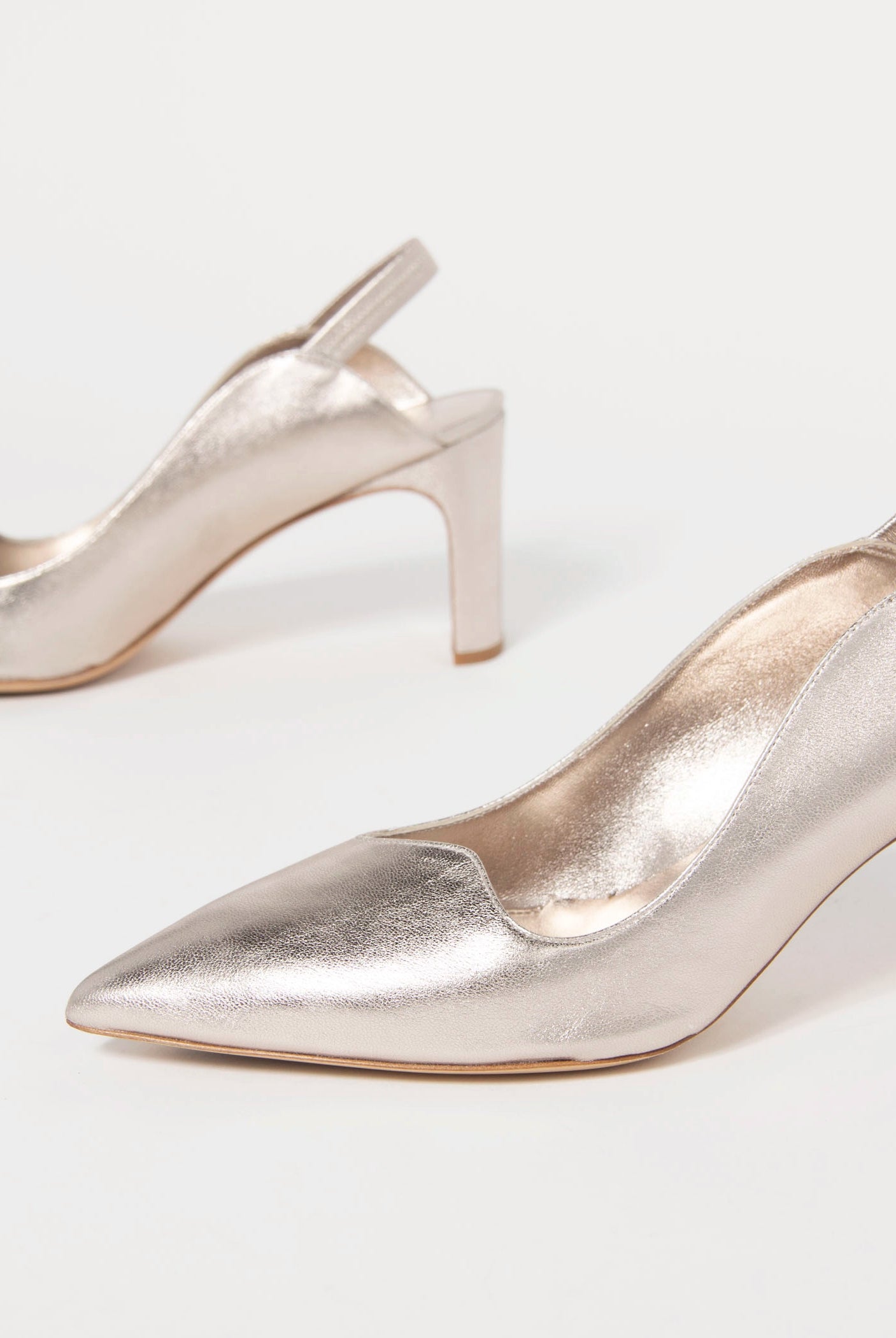 swatch_Champagne Leather mara bini sole leather slingback