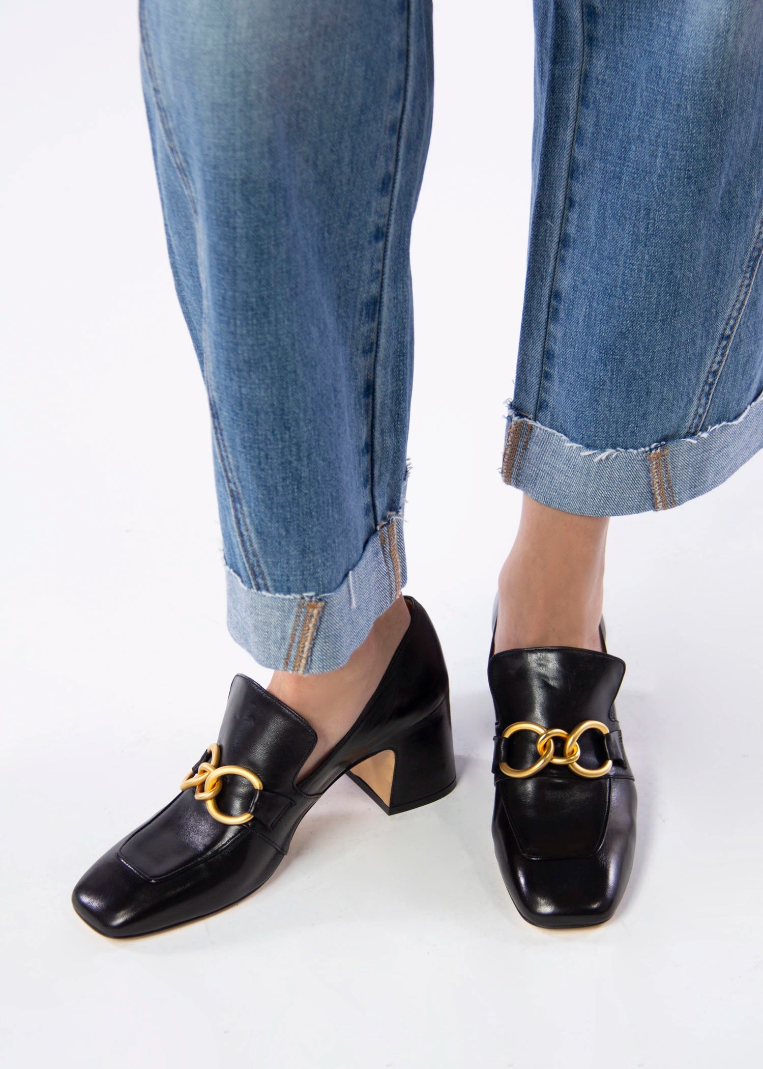 swatch_Black Leather mara bini perla heeled loafer