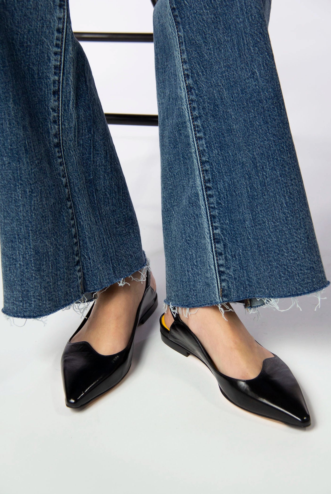 swatch_Black Leather mara bini milena leather flat