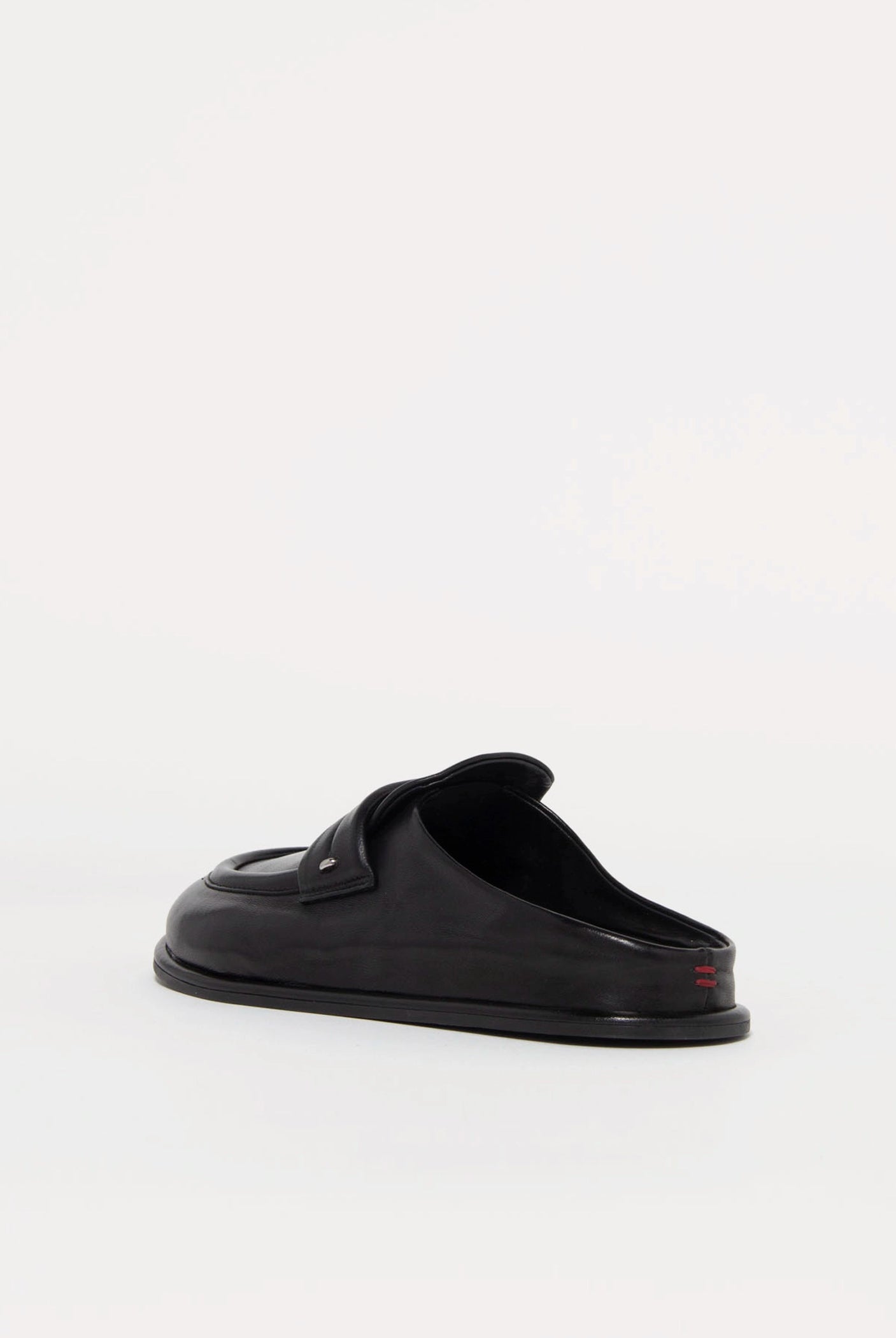 swatch_Black Leather halmanera ivet mule clog