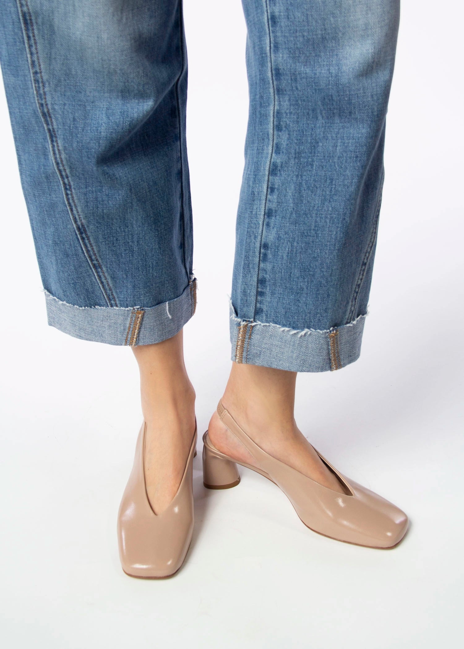 swatch_Natural Patent halmanera chris slingback pump
