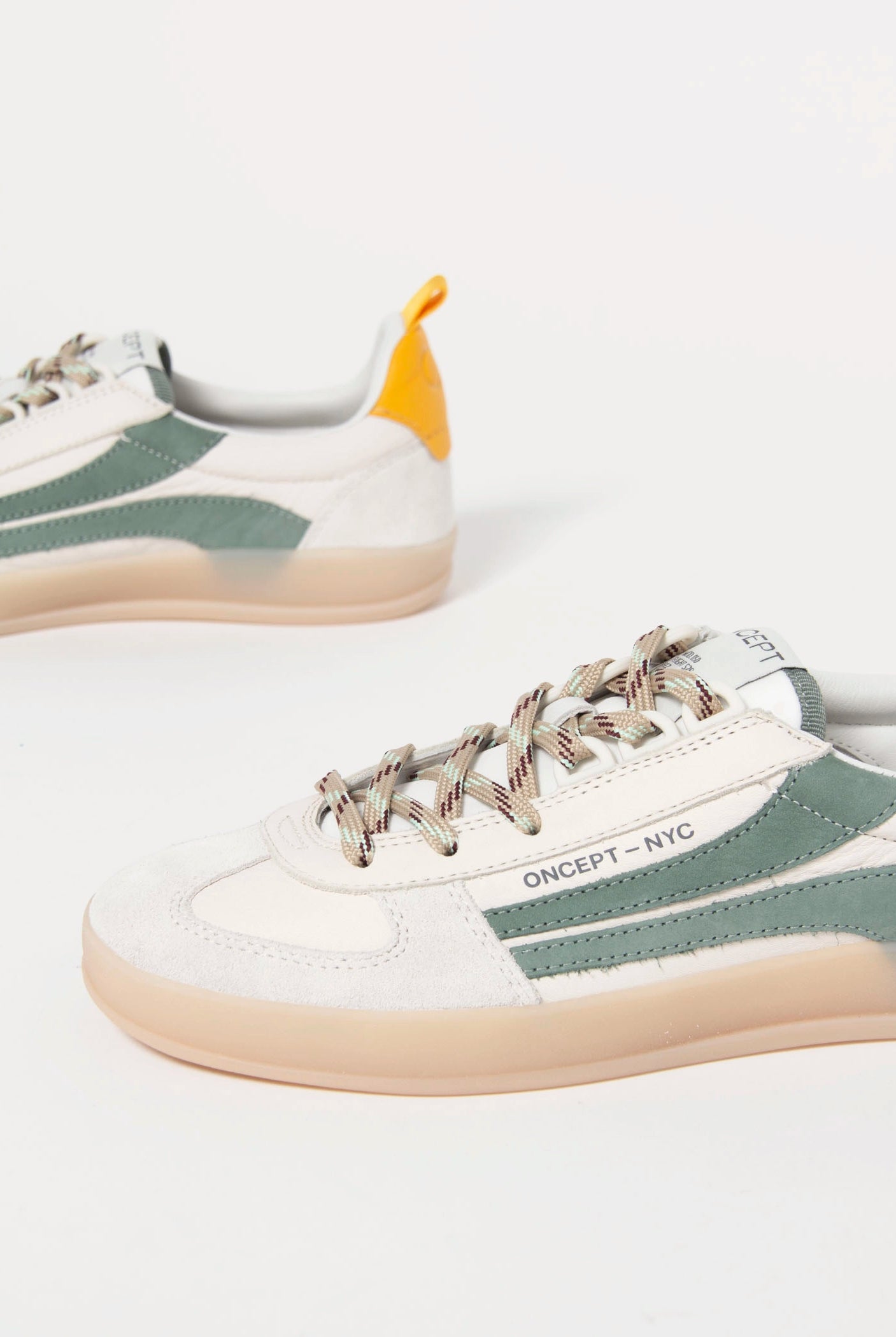 swatch_Agave oncept fez sneaker