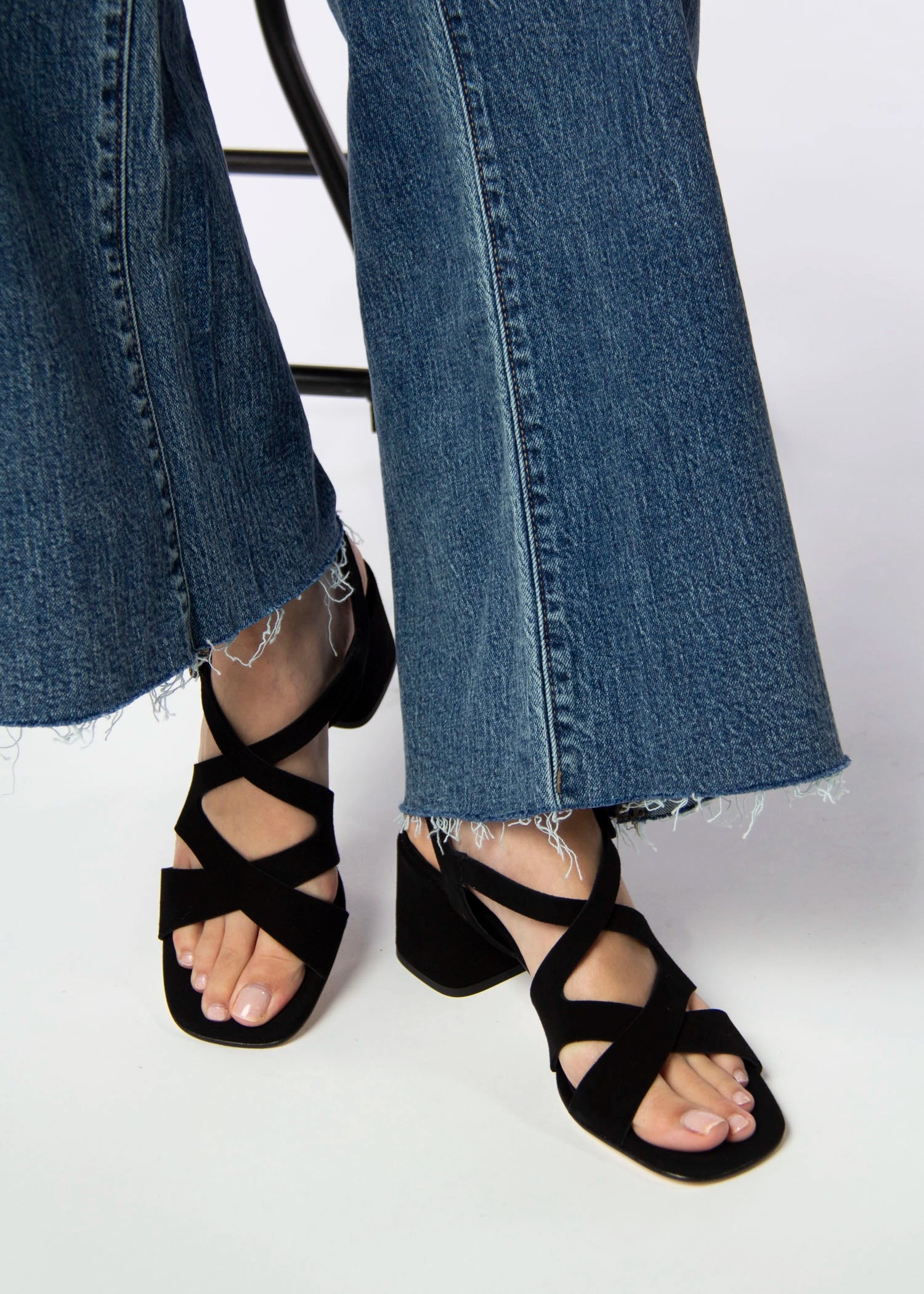 swatch_Black Suede l'idea block heel sandal