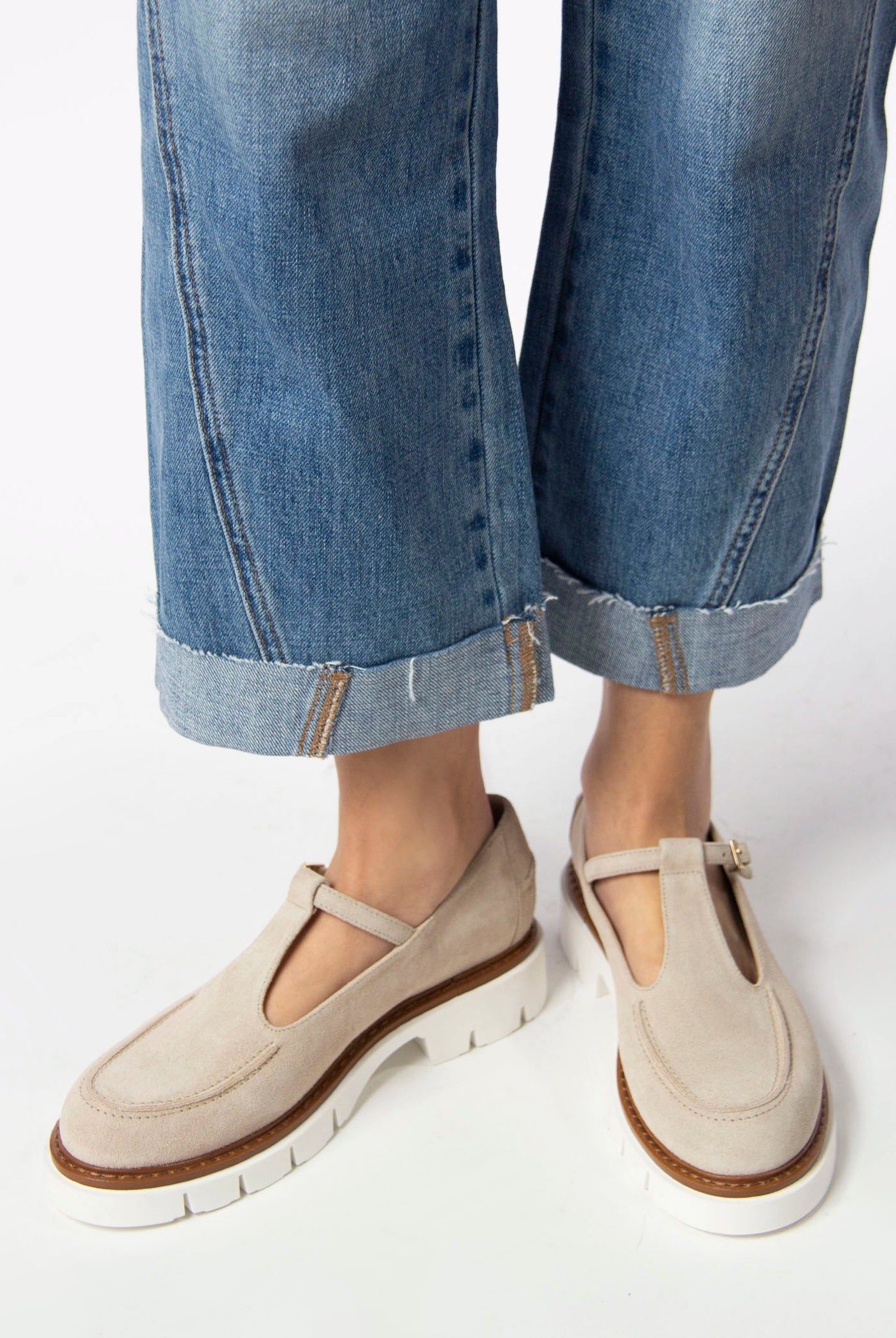 swatch_Taupe Suede l'idea olga mary jane