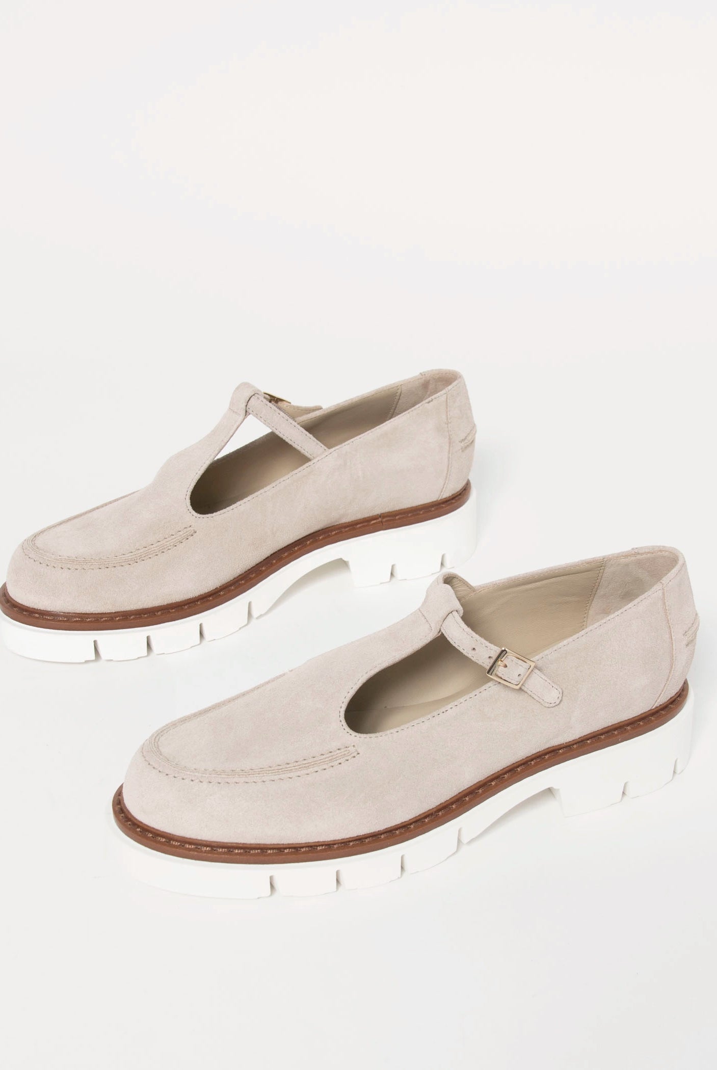 swatch_Taupe Suede l'idea olga mary jane