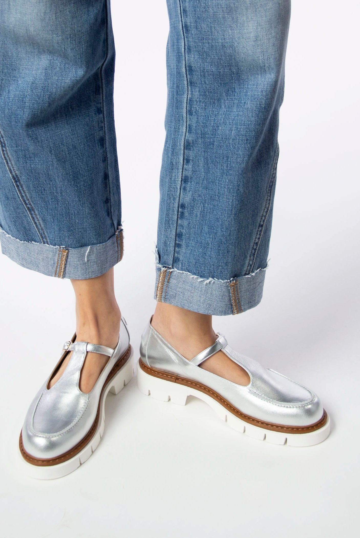 swatch_Silver Leather l'idea olga mary jane