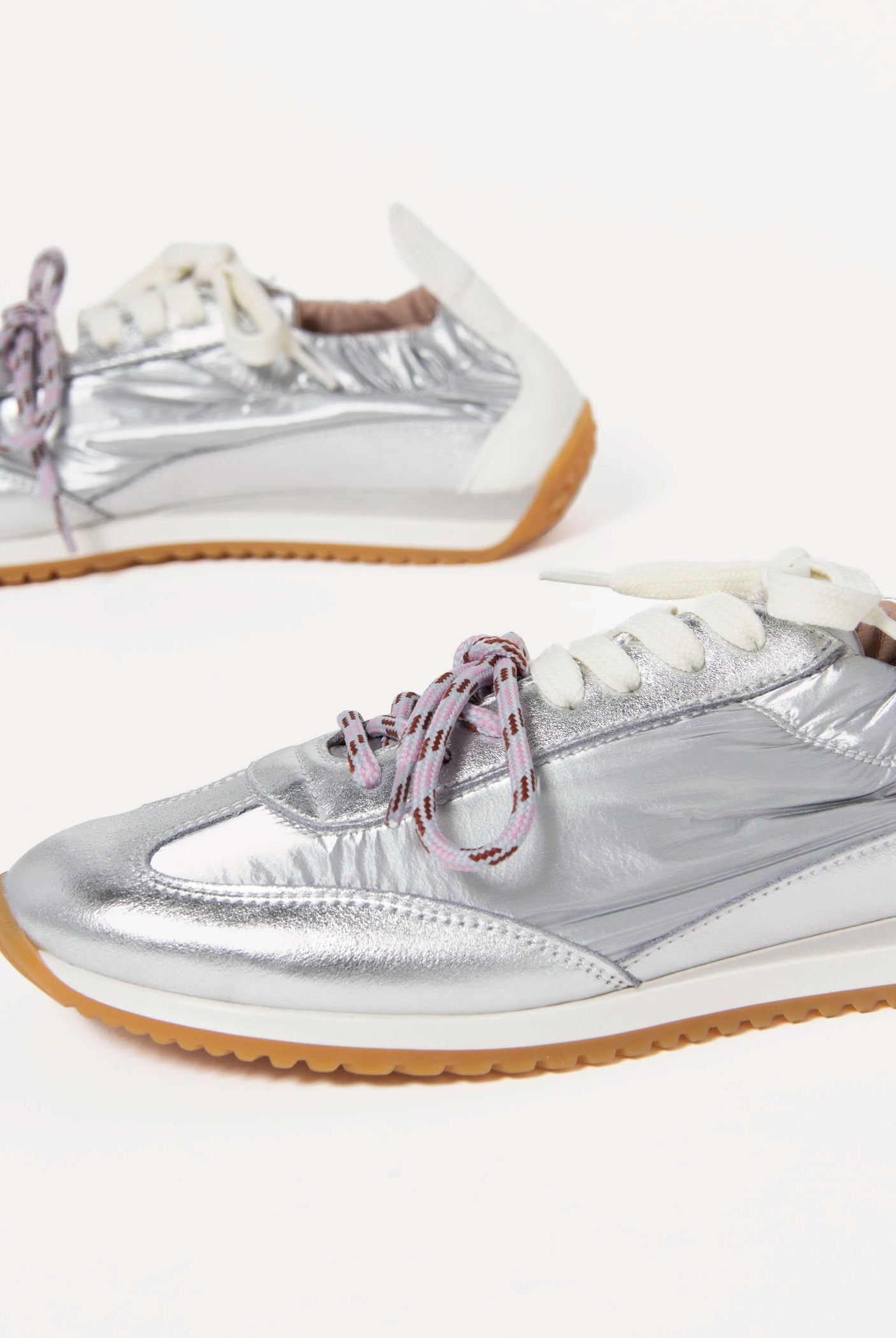 swatch_Silver l'idea metallic double lace sneaker