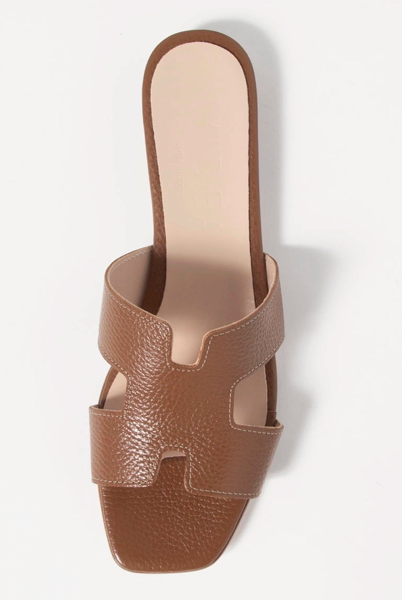 swatch_cuoio leather leather cutout sandal flat sandals