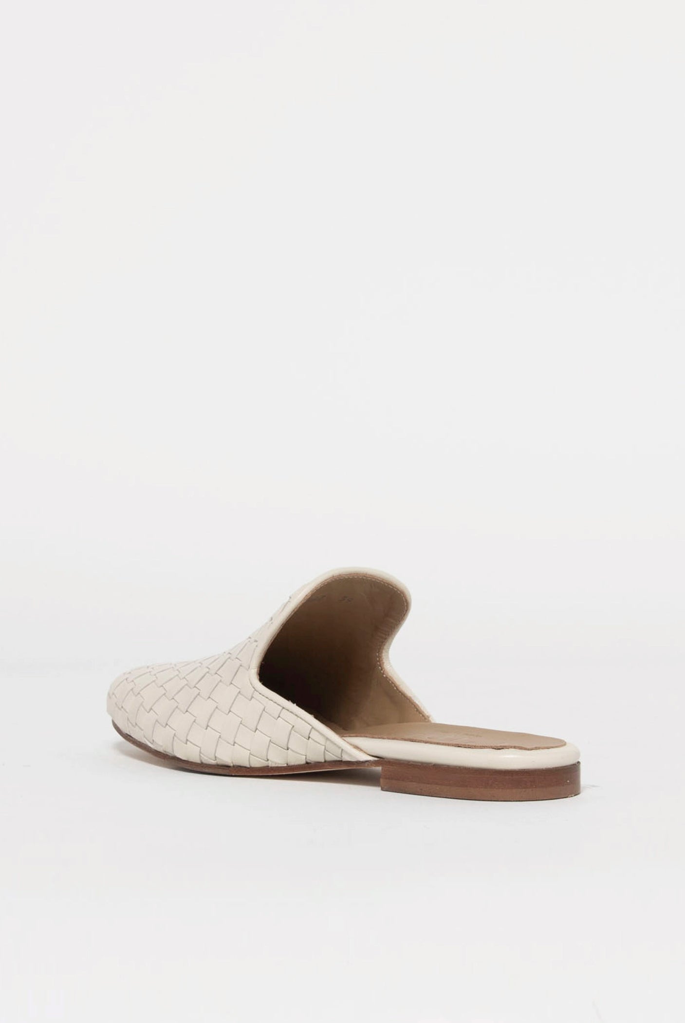 swatch_Ivory Leather l'idea woven mule