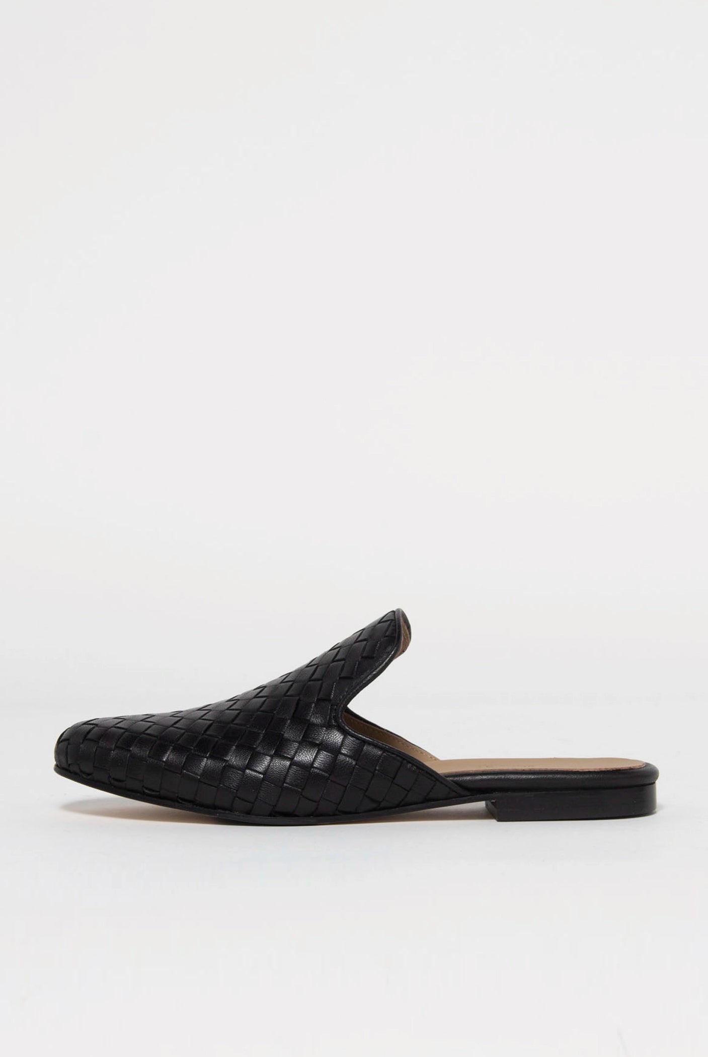 swatch_Black Leather l'idea woven mule