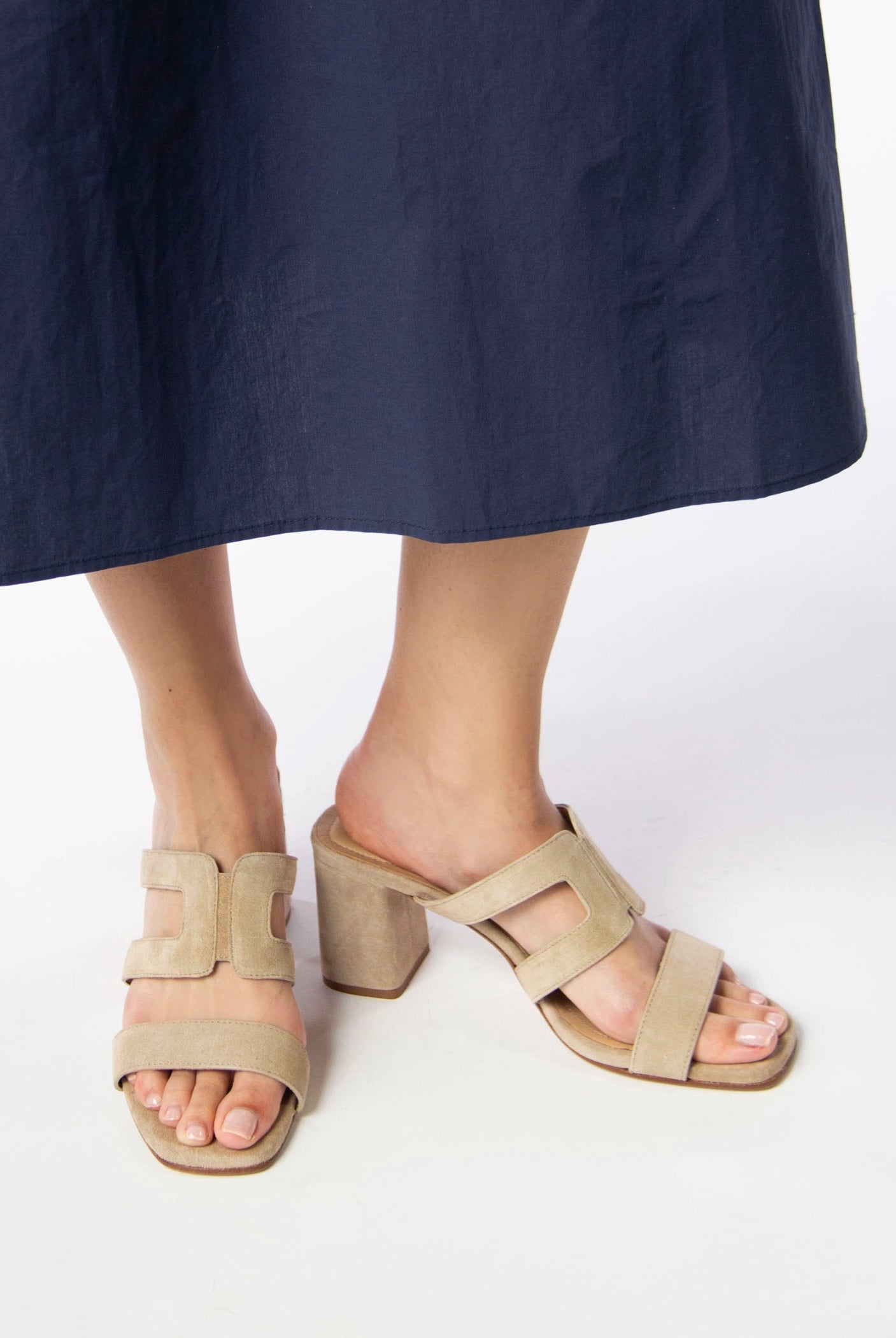 swatch_Sand Suede l'idea cutout heeled sandal