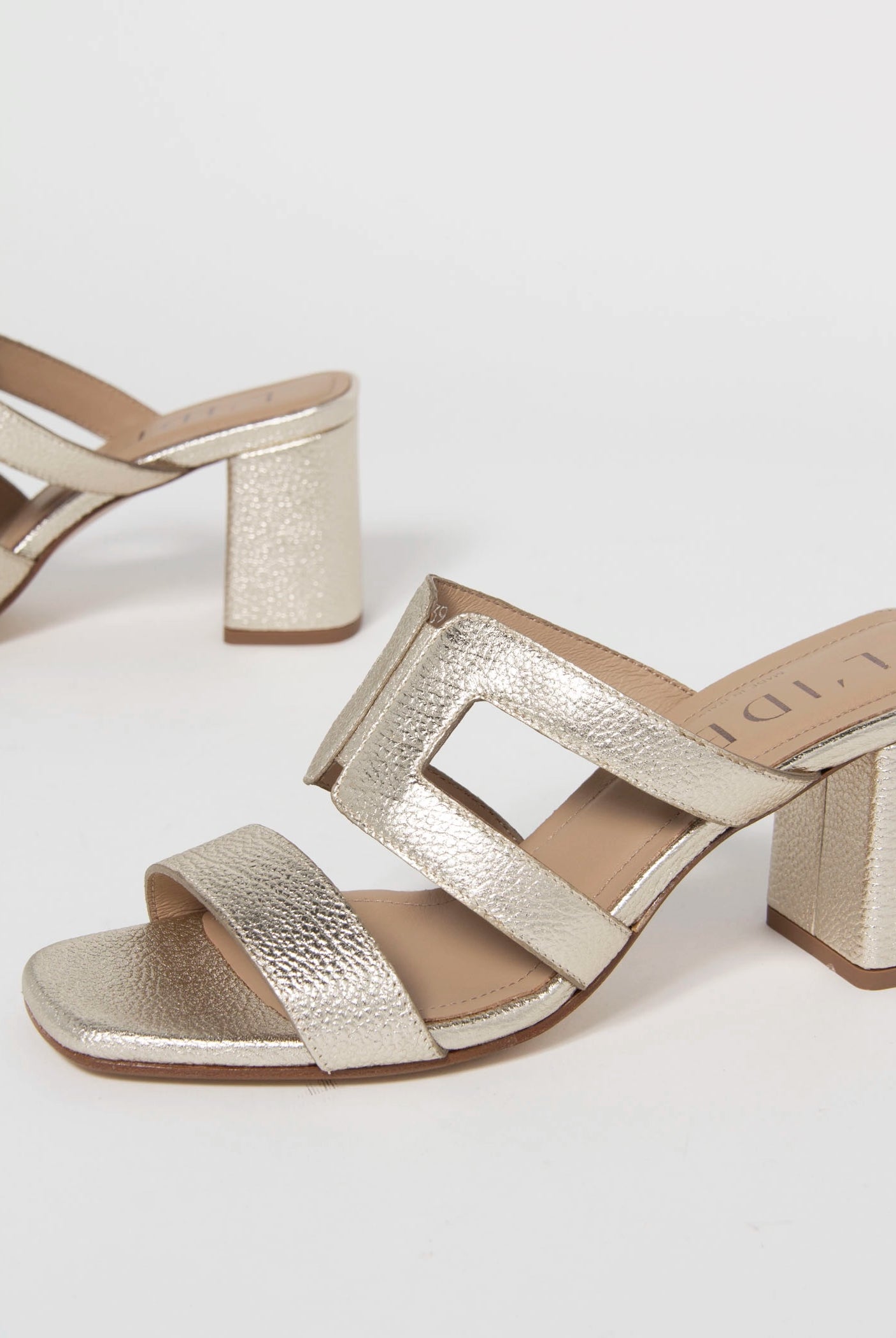 swatch_Platino Leather l'idea cutout heeled sandal
