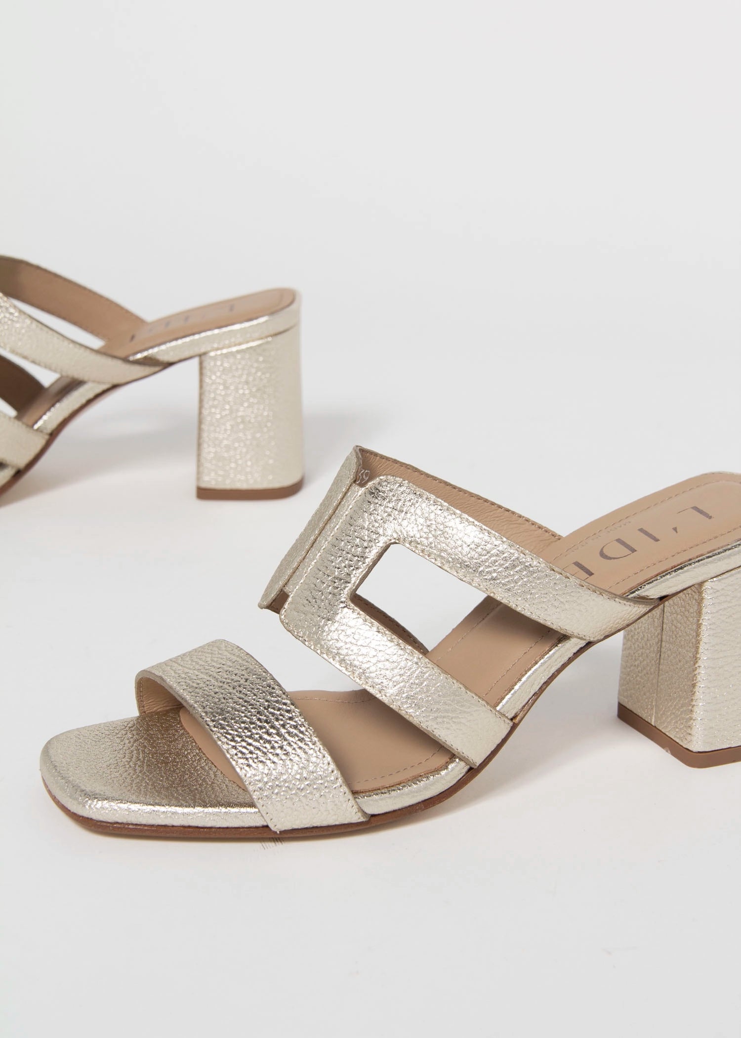 swatch_Platino Leather l'idea cutout heeled sandal
