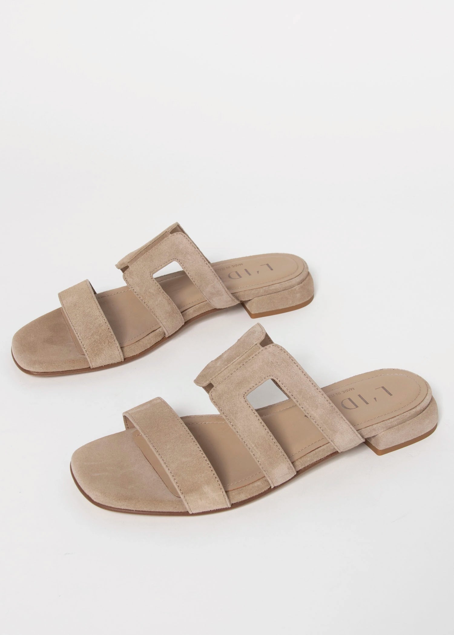 swatch_Sand Suede l'idea flat leather sandal