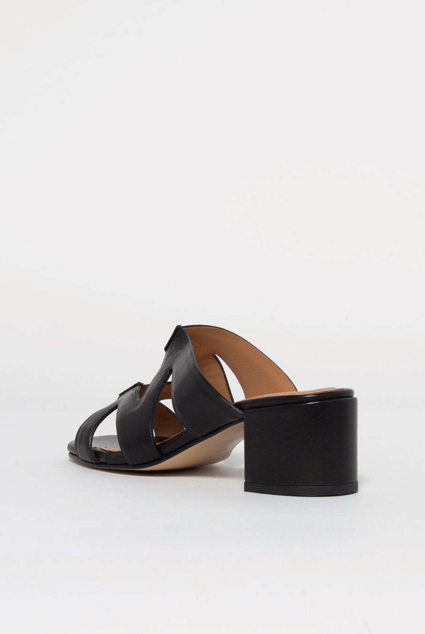 swatch_Black Leather block heel sandal