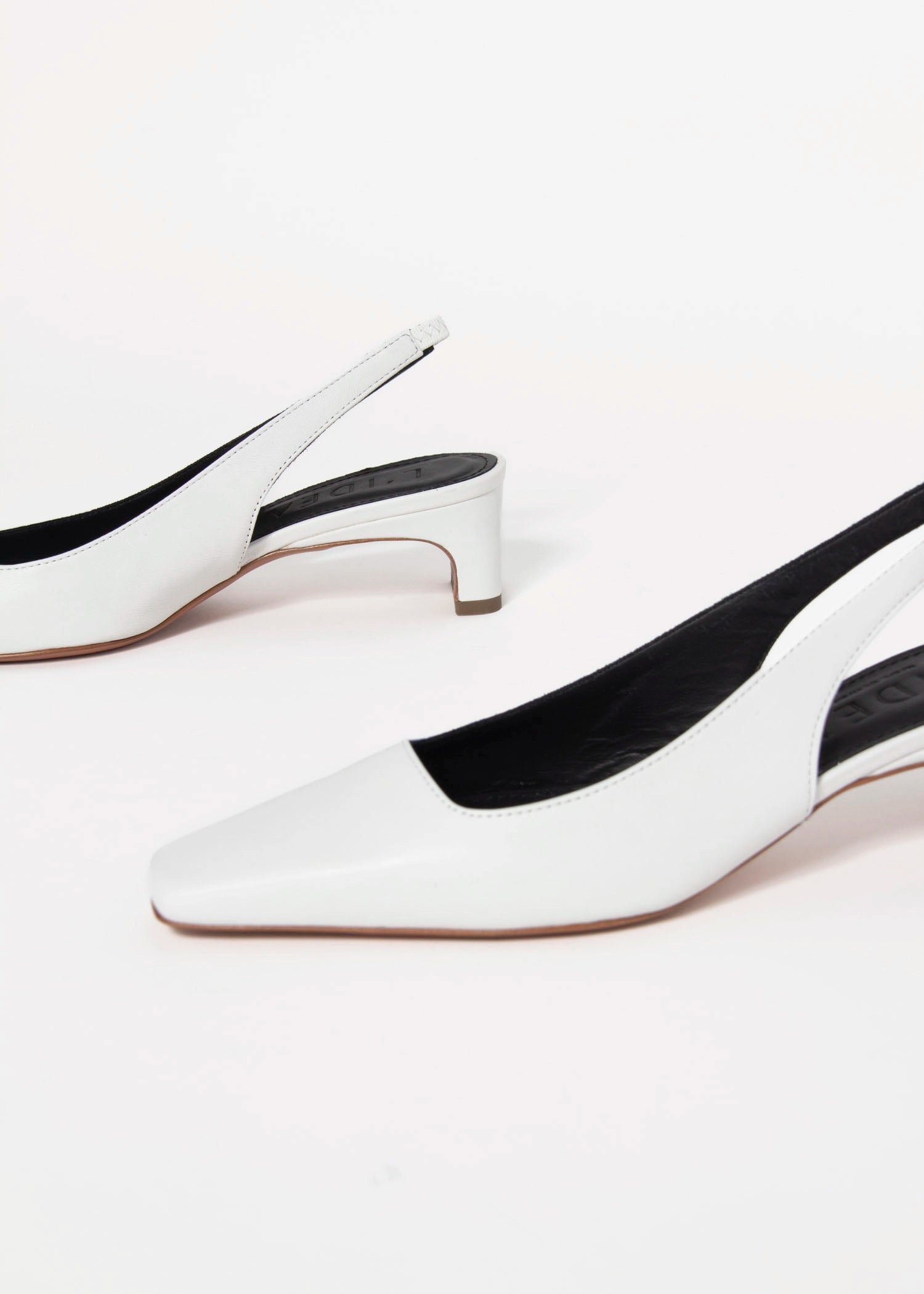 swatch_White Leather l'idea slingback pump