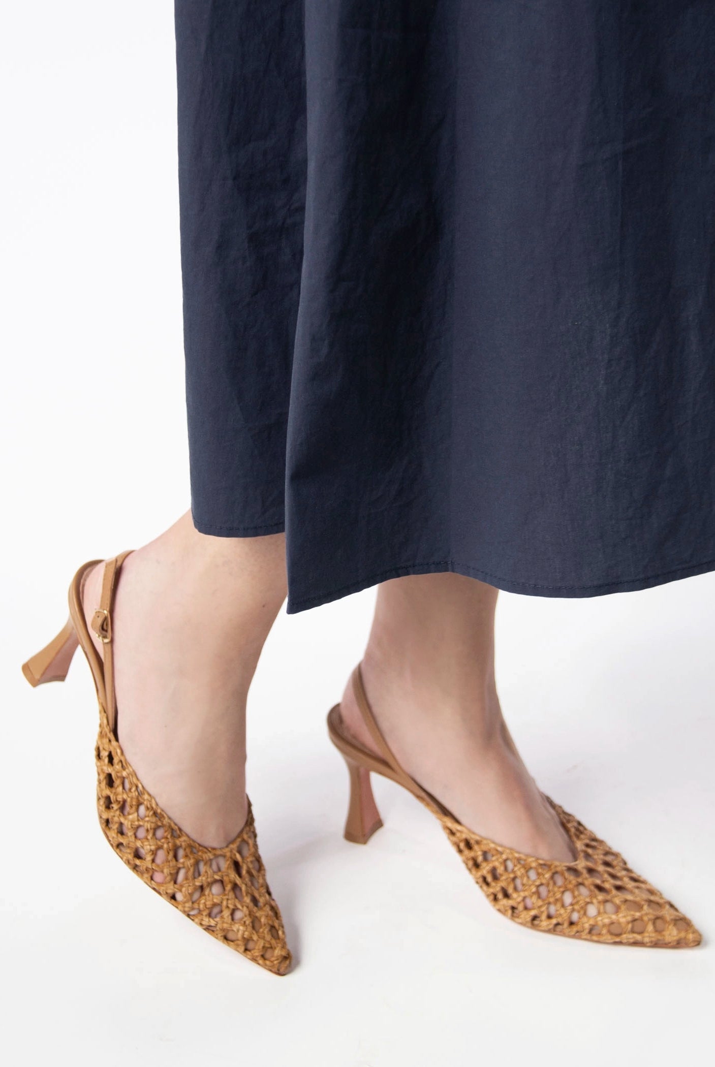 swatch_natural leather eli woven pump heels