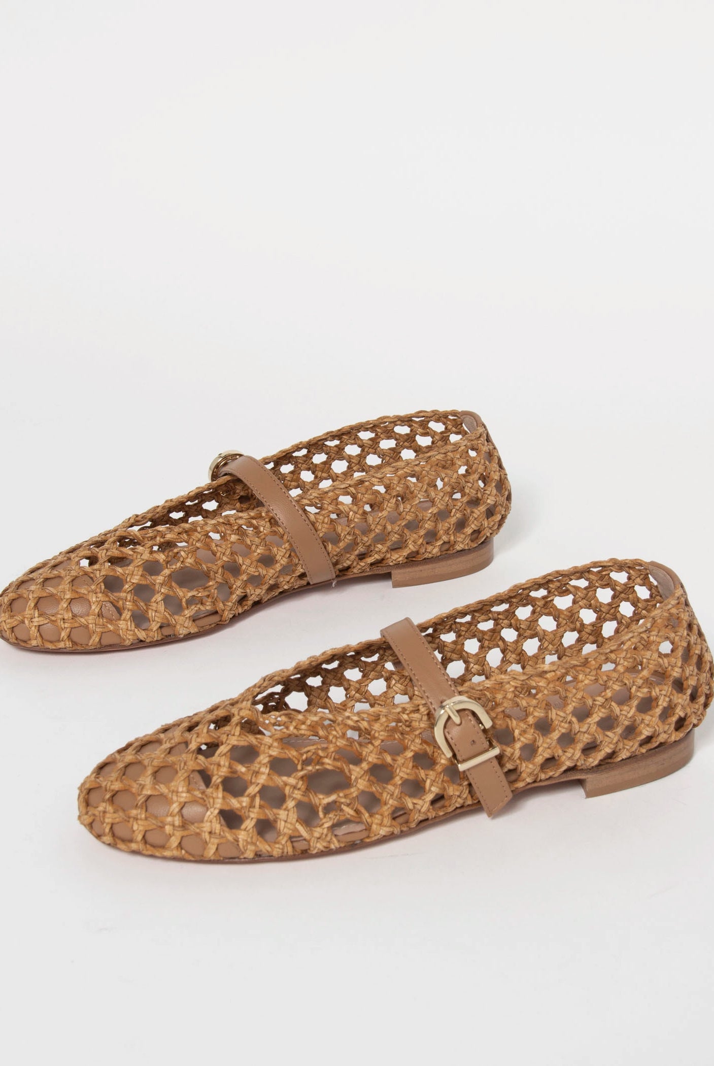 swatch_Natural Leather l'idea dolo woven mary jane