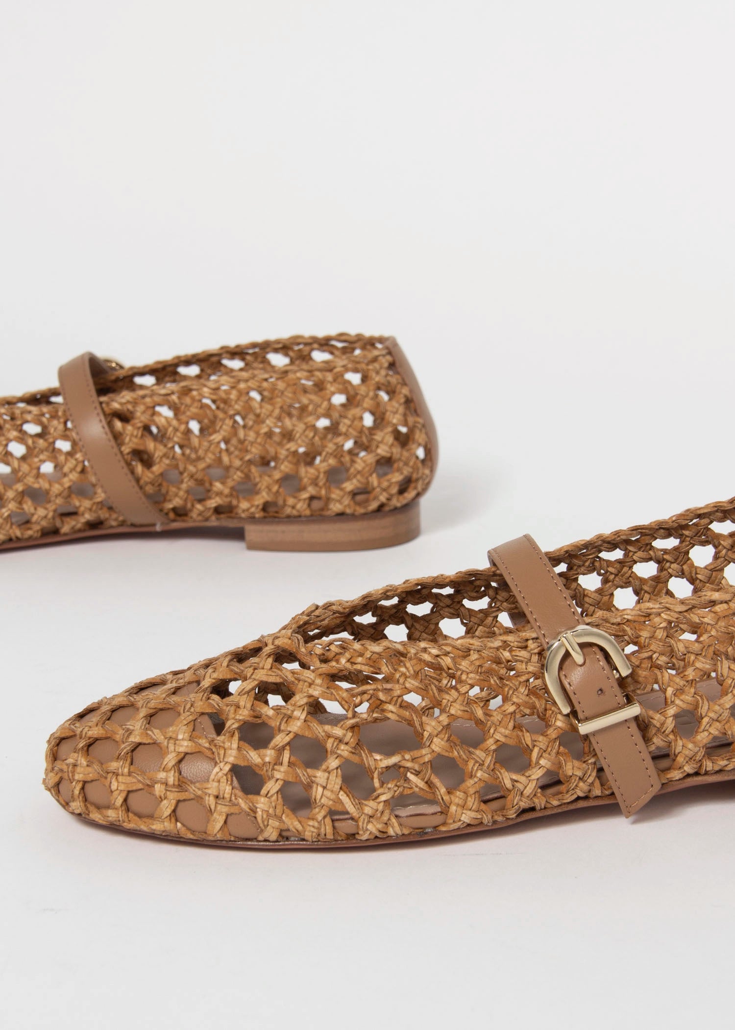 swatch_Natural Leather l'idea dolo woven mary jane
