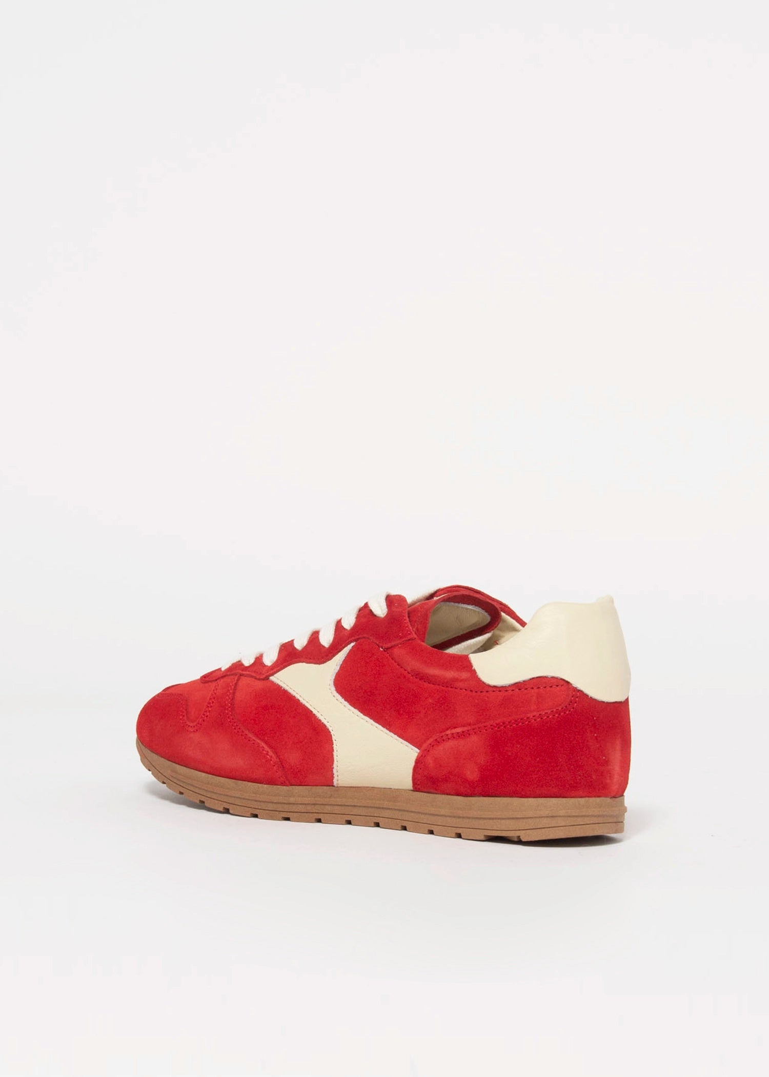 swatch_Red Suede l'idea sneakerina