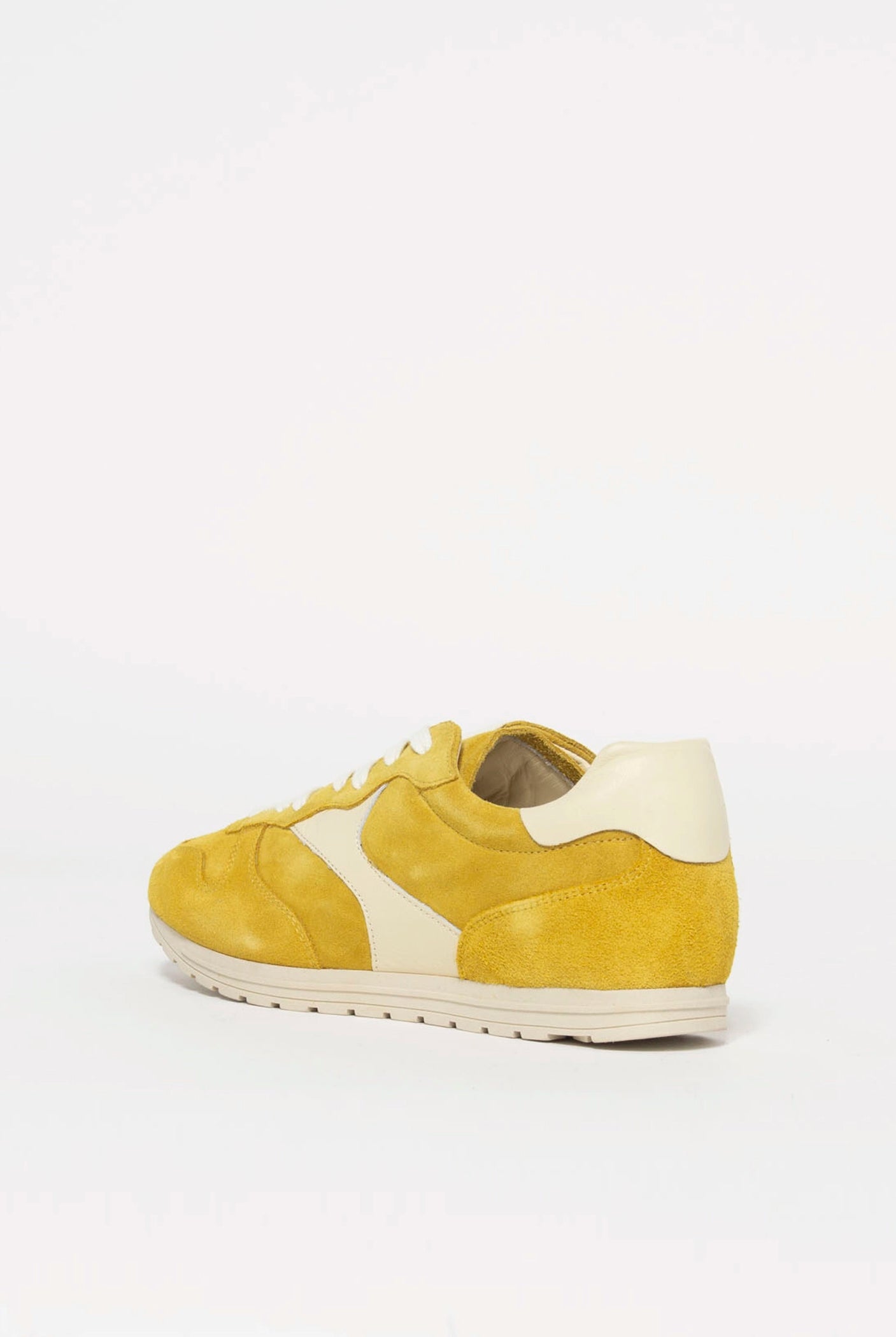 swatch_Canary Suede l'idea sneakerina