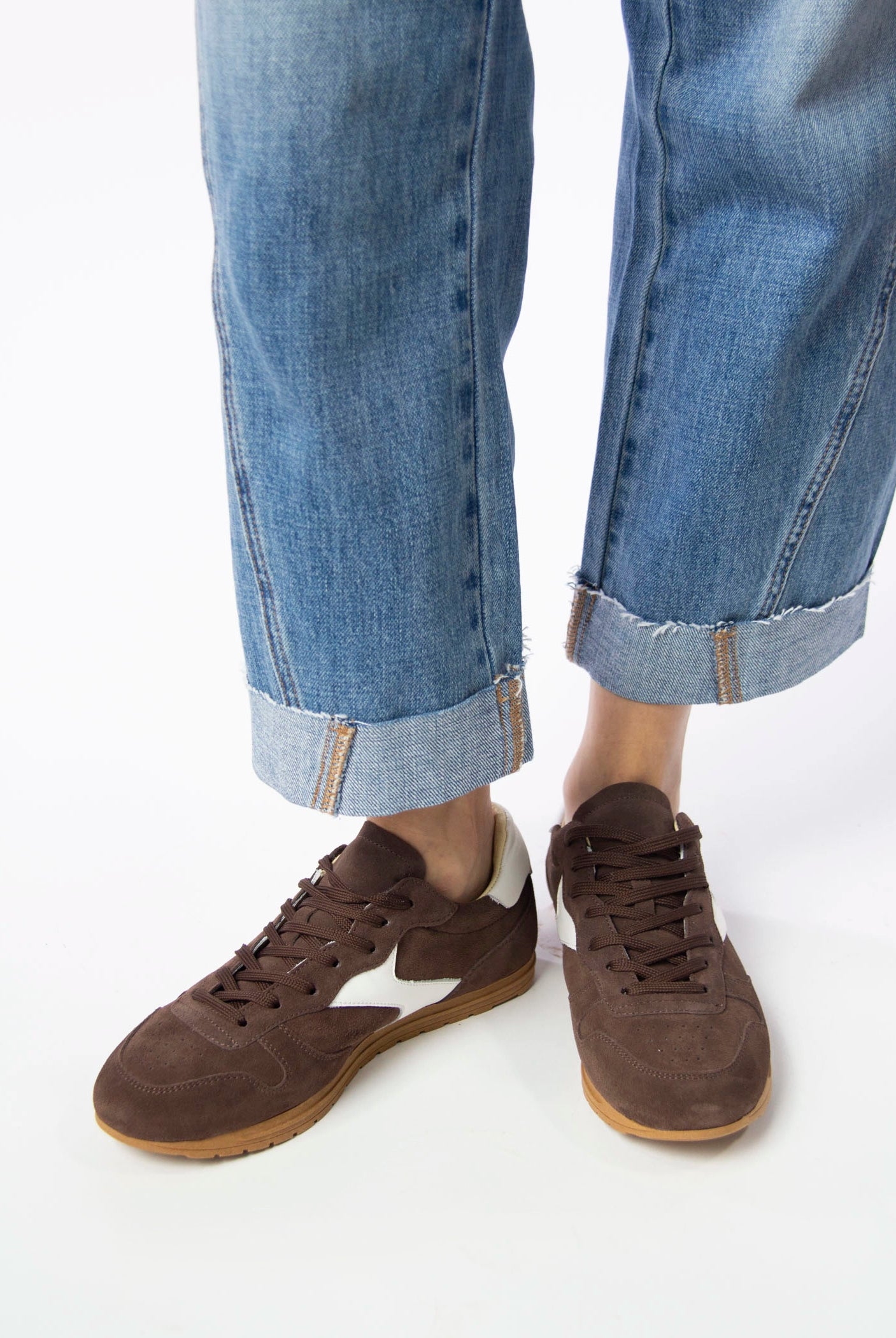 swatch_Chocolate Suede l'idea sneakerina