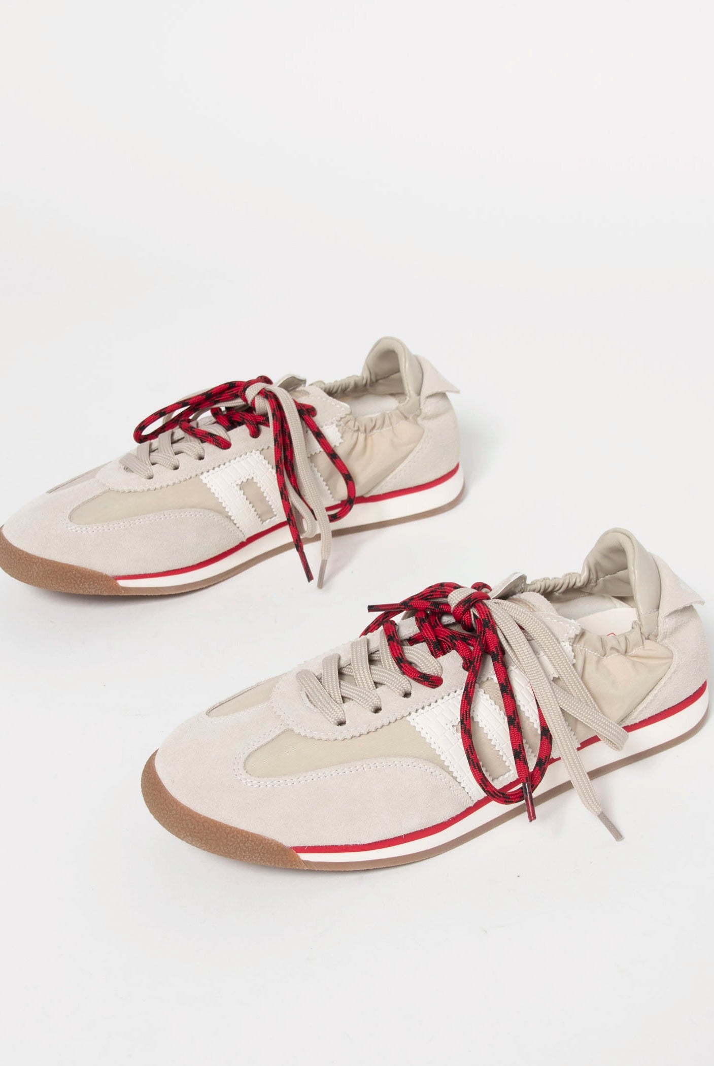 swatch_Sand back70 rocket sneaker