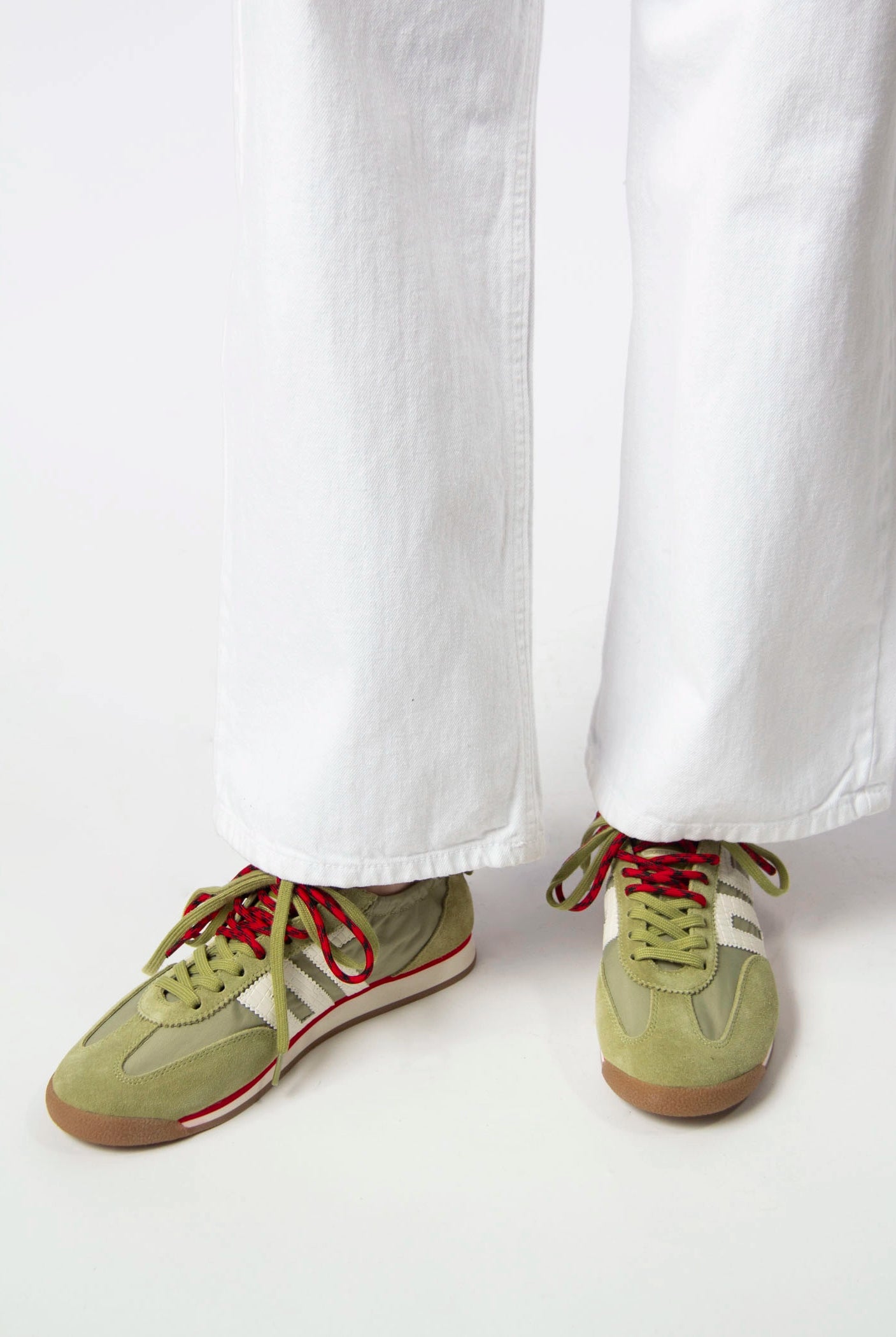 swatch_Olive back70 rocket sneaker