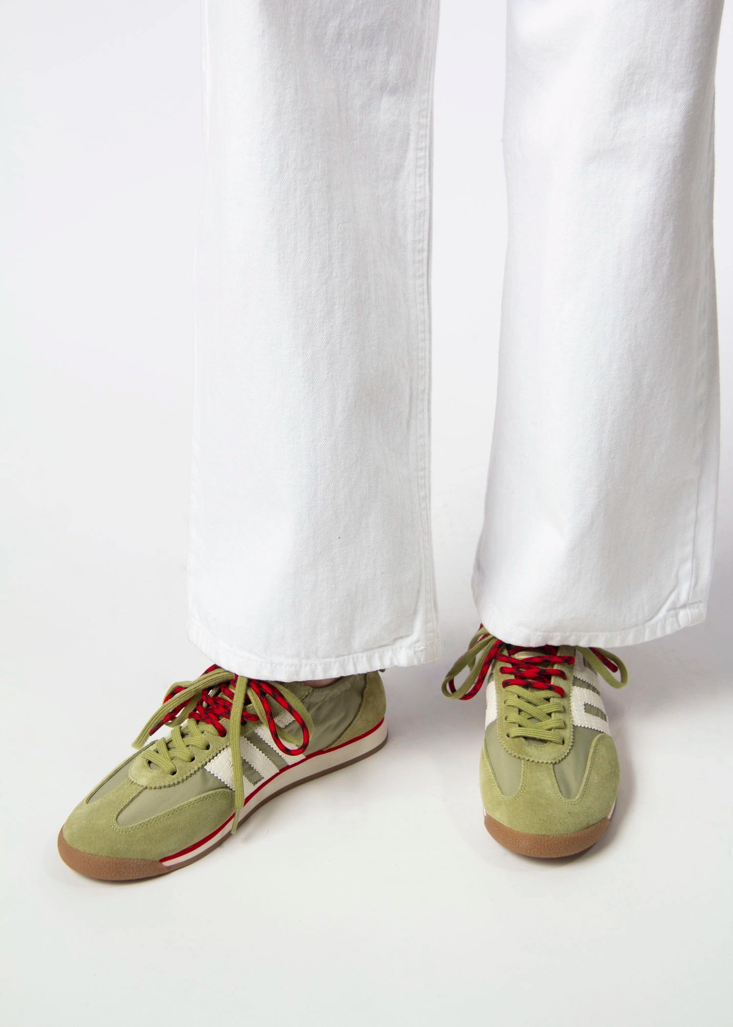 swatch_Olive back70 rocket sneaker