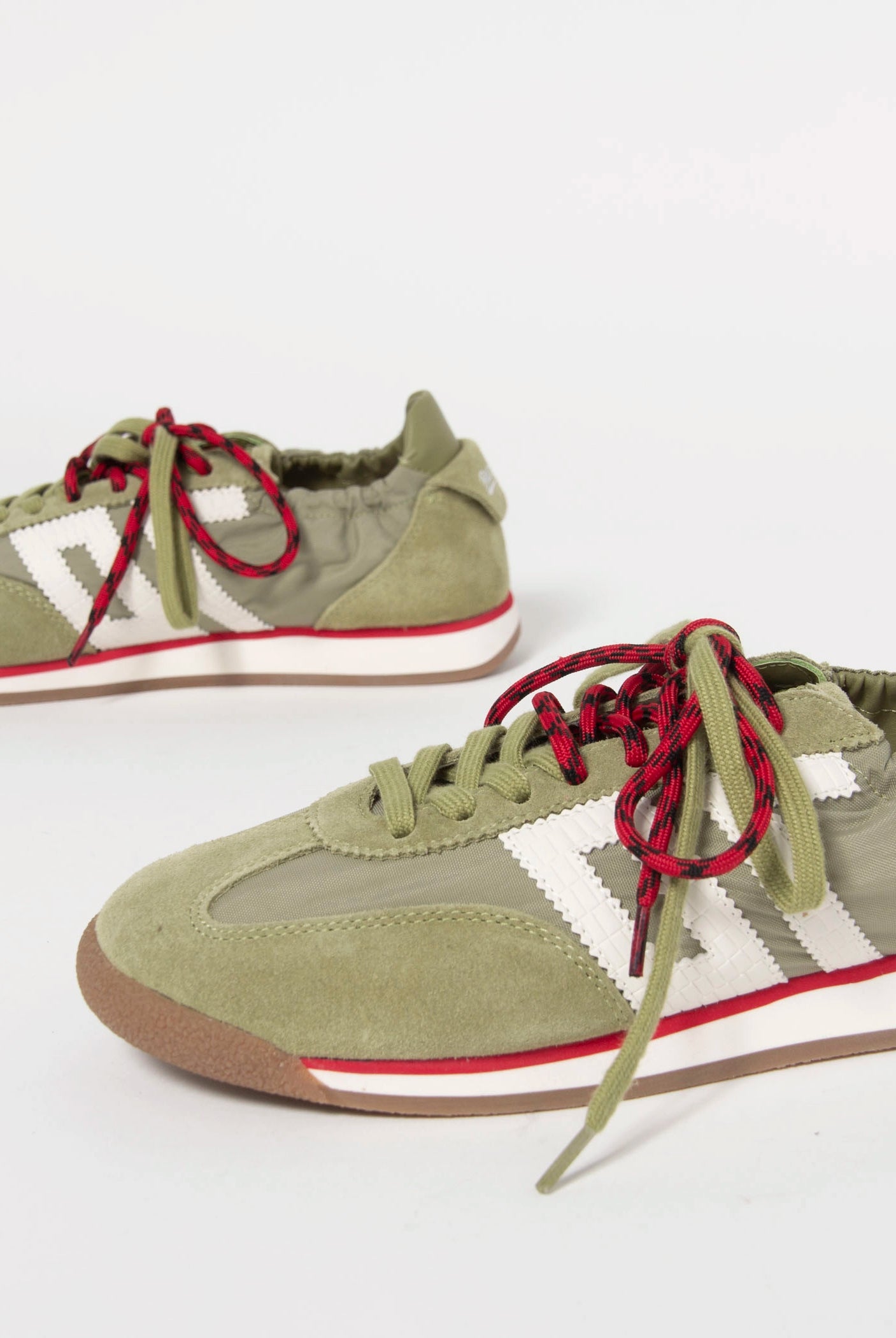 swatch_Olive back70 rocket sneaker