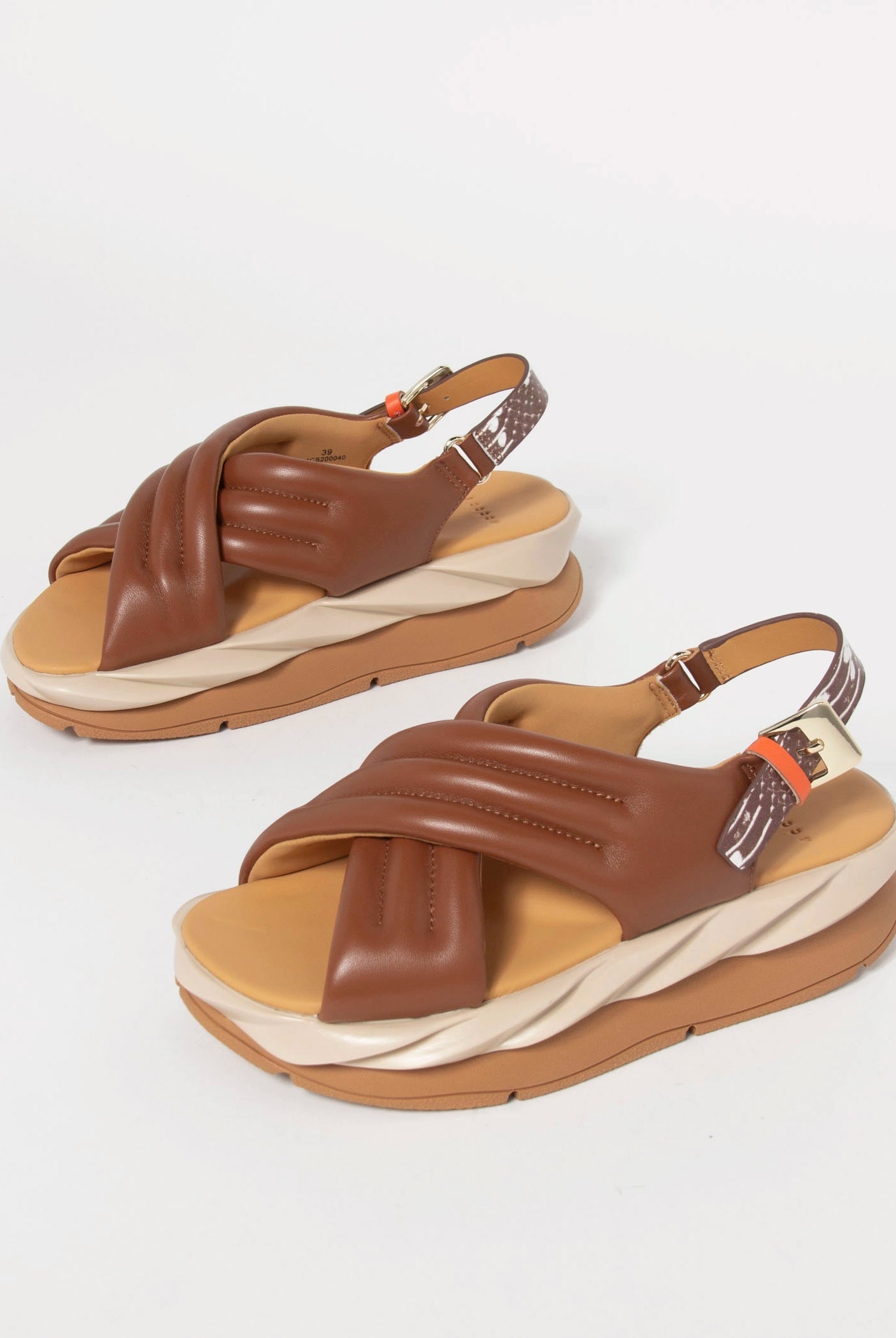 swatch_Brown Leather 4ccccees mellow mana platform sandal