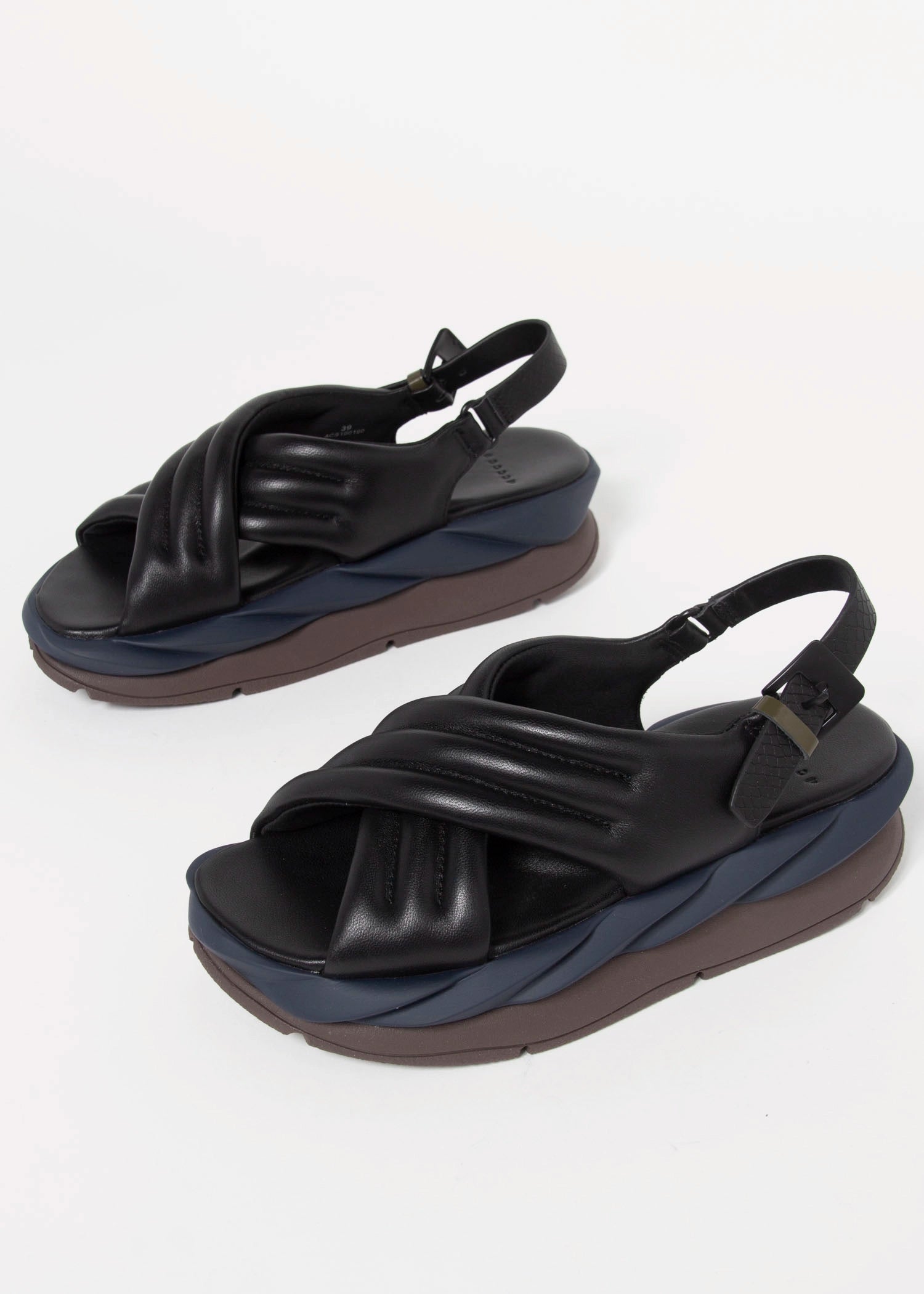 swatch_Black Leather 4ccccees mellow mana platform sandal