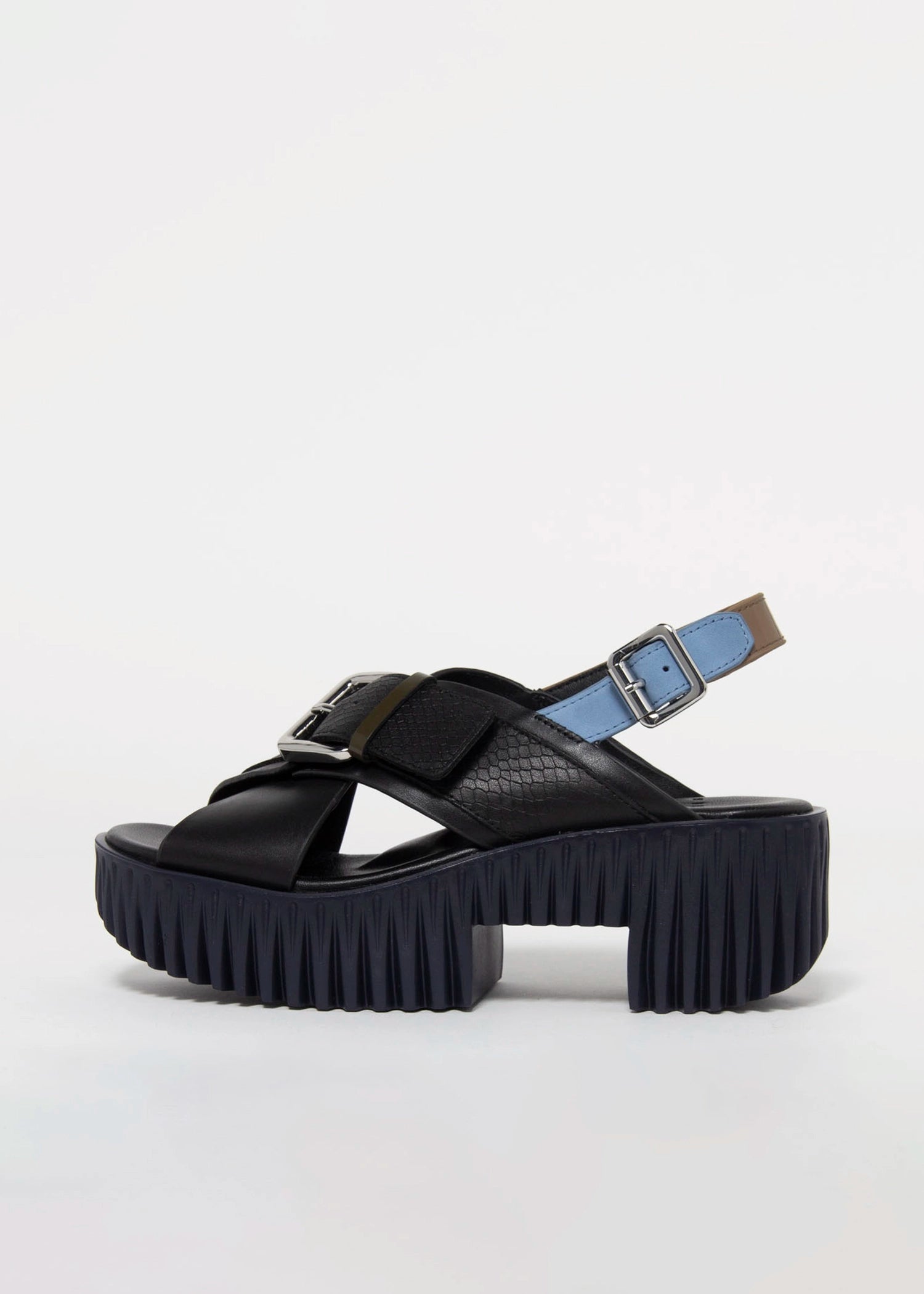 swatch_Cosmos 4ccccees plia juno platform sandal