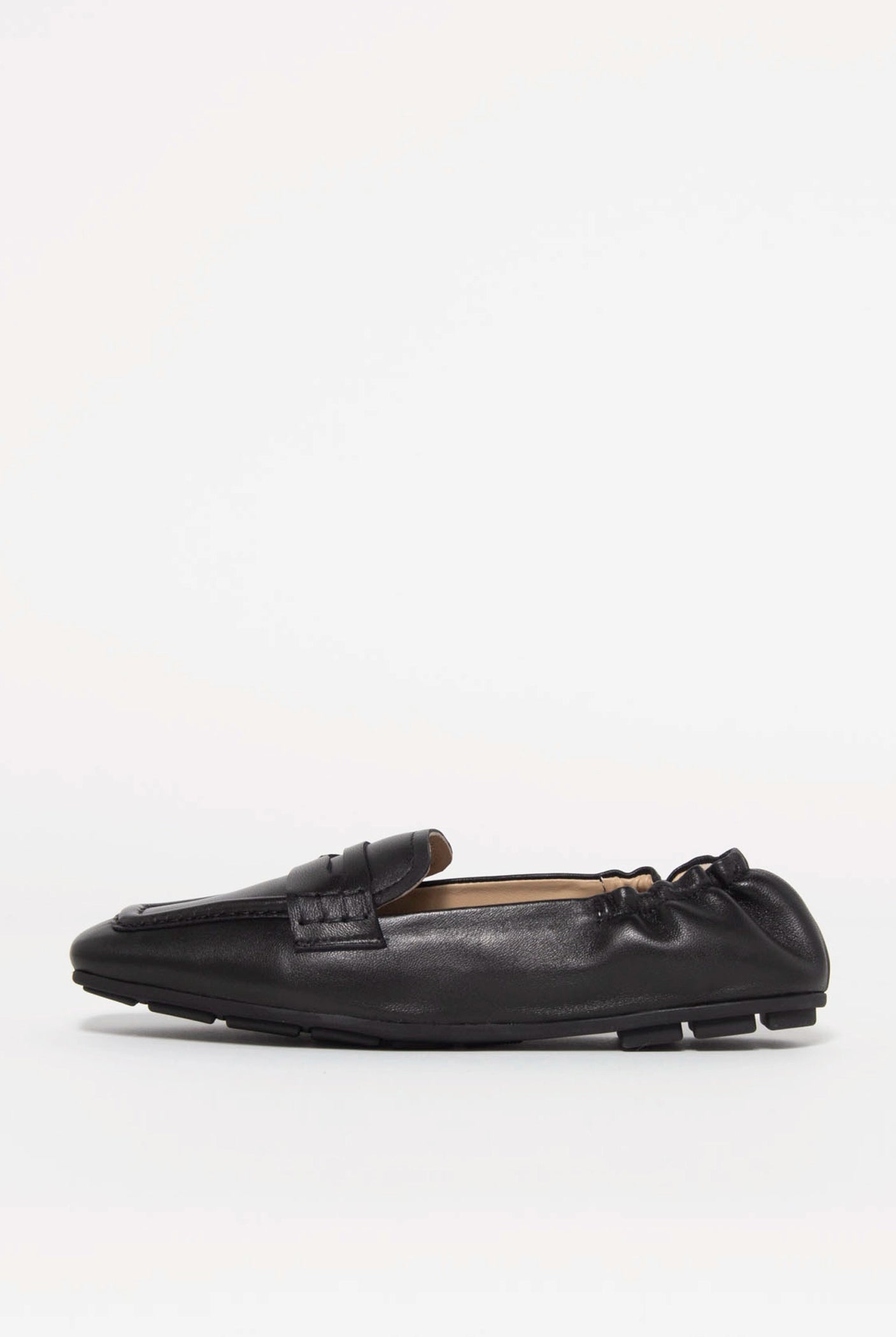 swatch_Black Leather driving moccasin loafers shoes