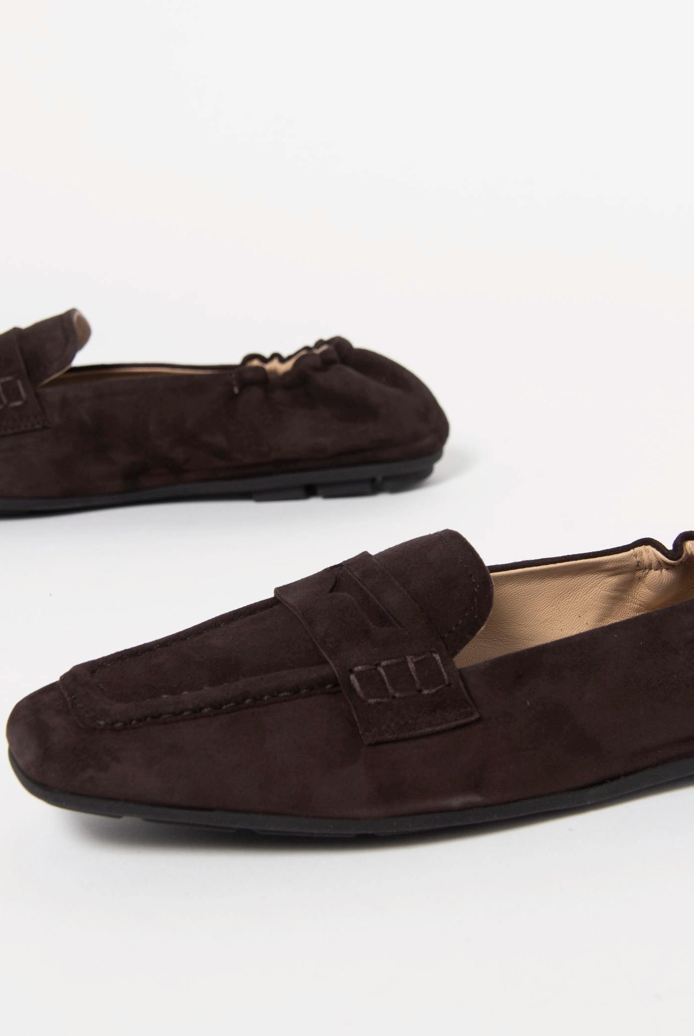 swatch_Brown Suede driving moccasin loafers shoes