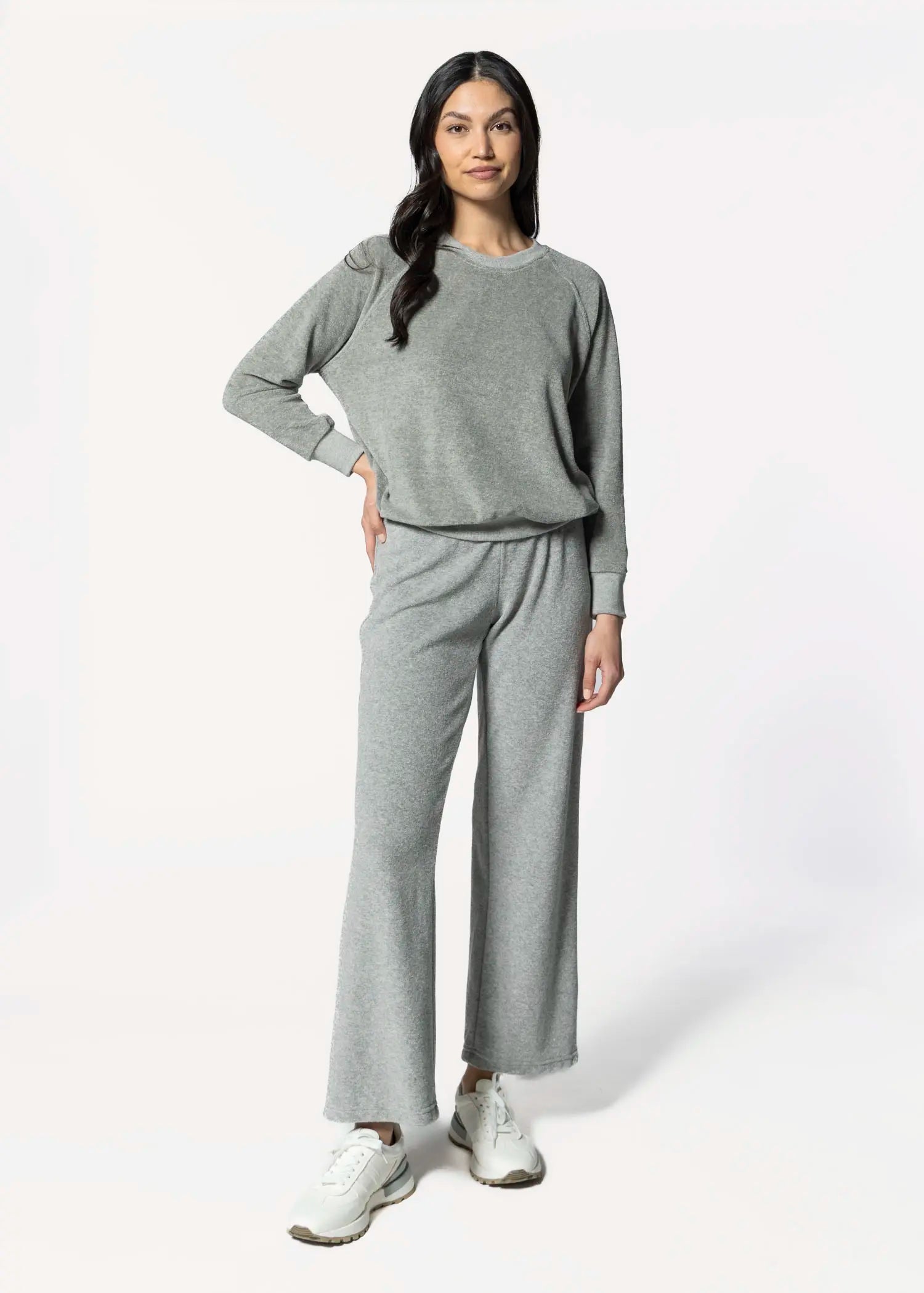 swatch_heather grey saylor terry sweatshirt apparel