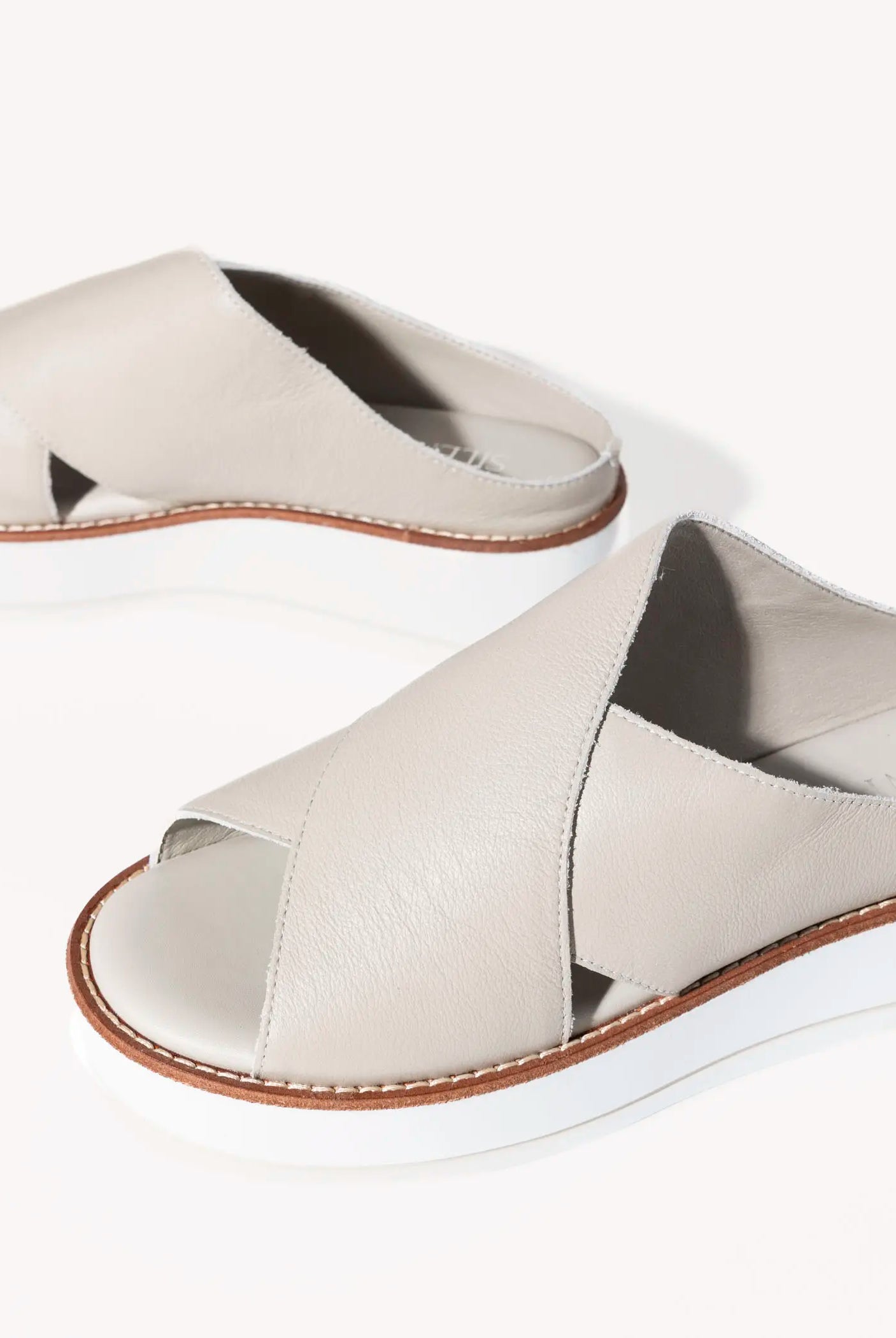 swatch_stone leather orelia slide sandal platform sandals