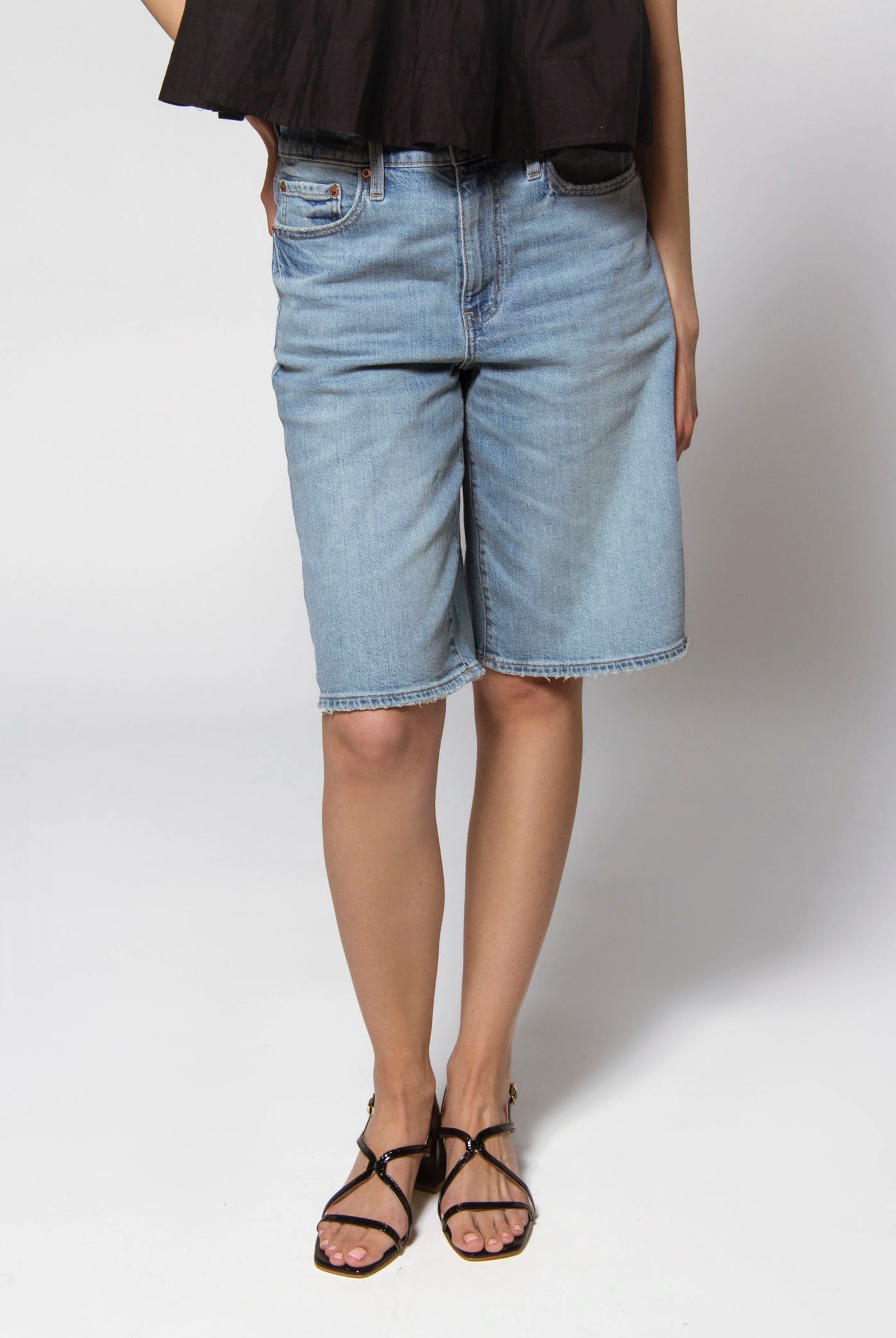 swatch_Light Denim daze jeans cruiser short