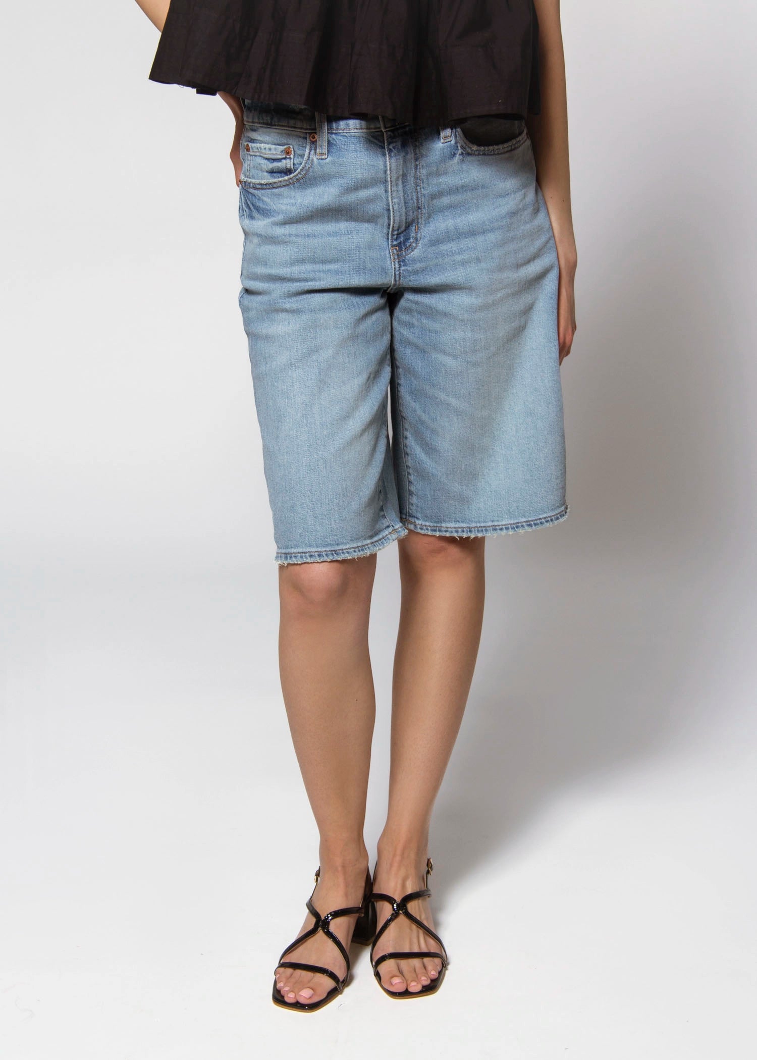 swatch_Light Denim daze jeans cruiser short