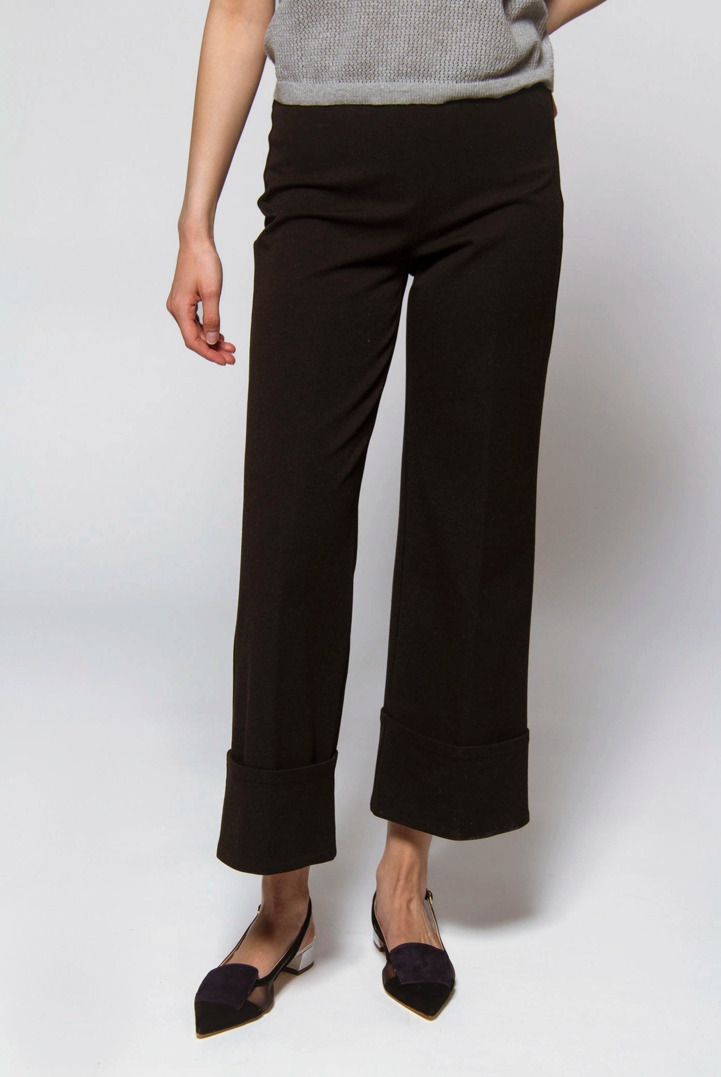 swatch_Black fifteen twenty regina cuffed pant